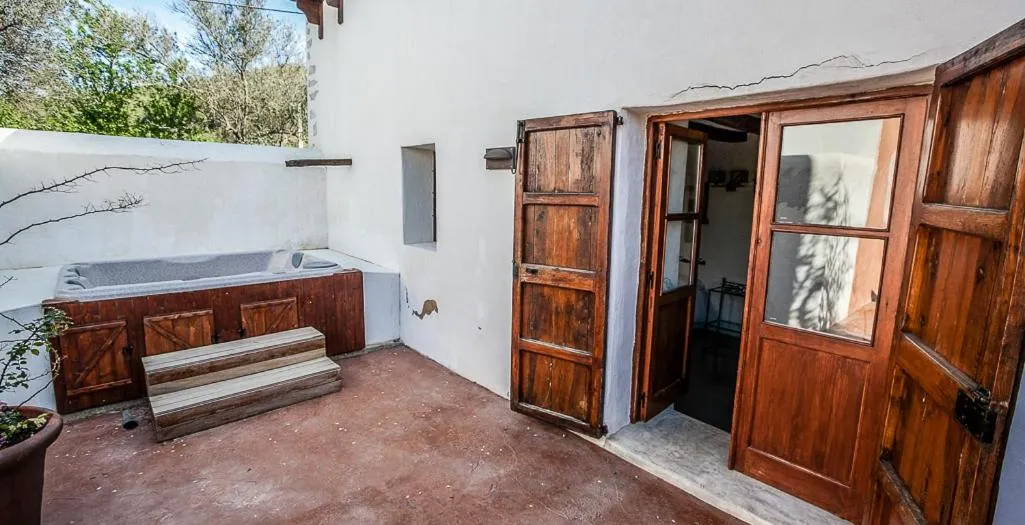 Hot Tub in Agroturismo Can Pere Sord