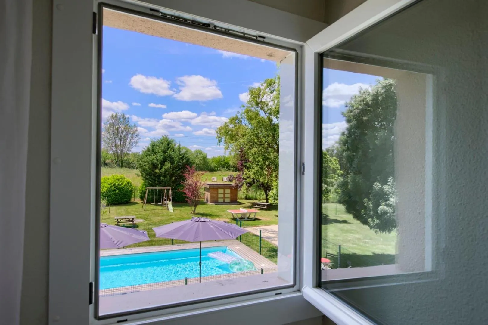 Garden view in Kyriad Libourne Saint Emilion
