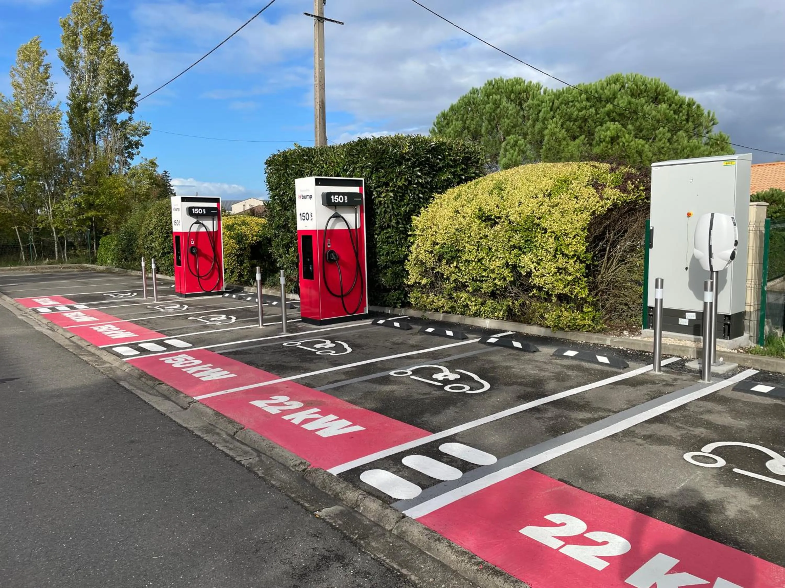 Parking in Kyriad Libourne Saint Emilion