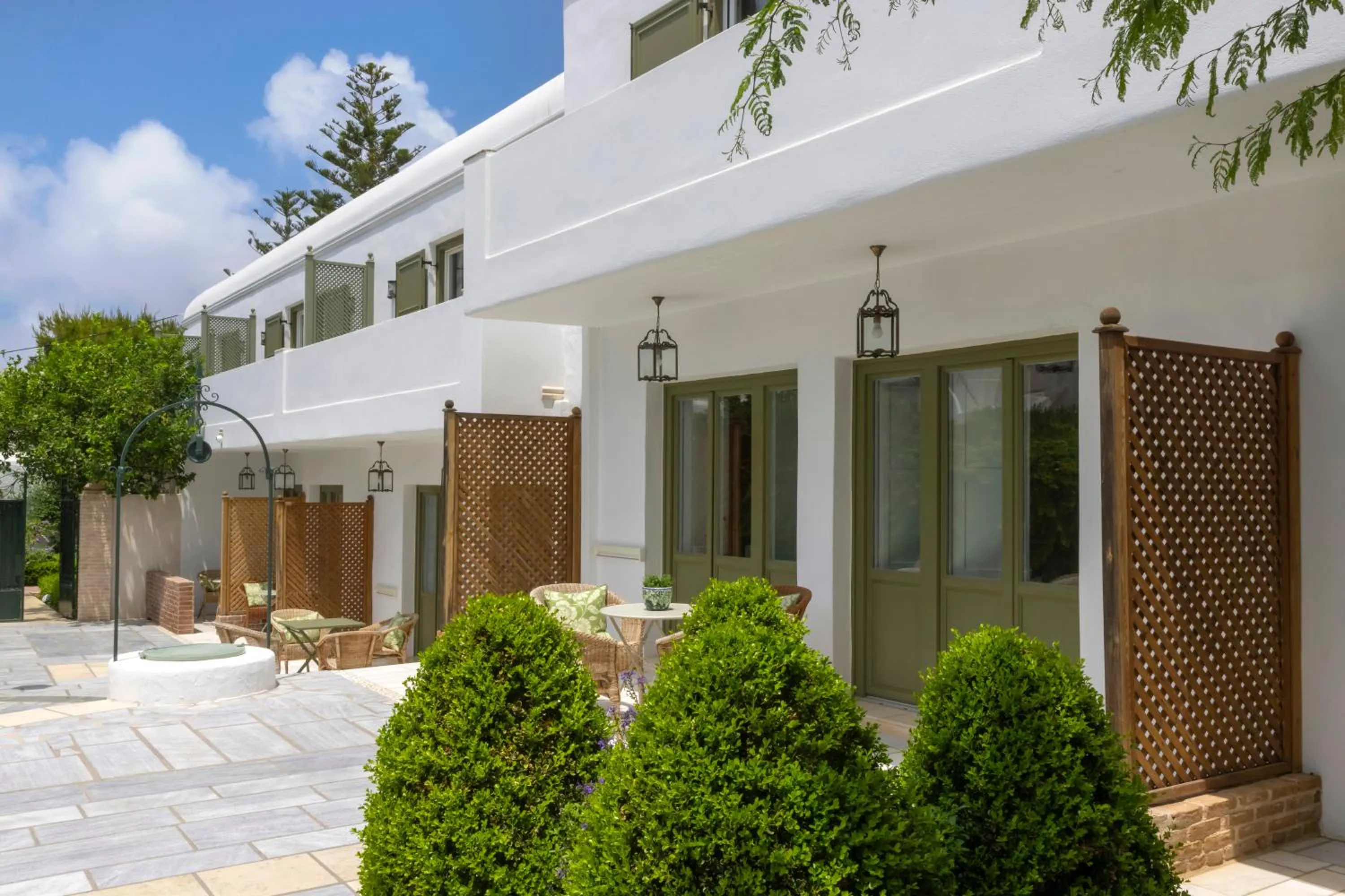 Property building in Kouneni Apartments