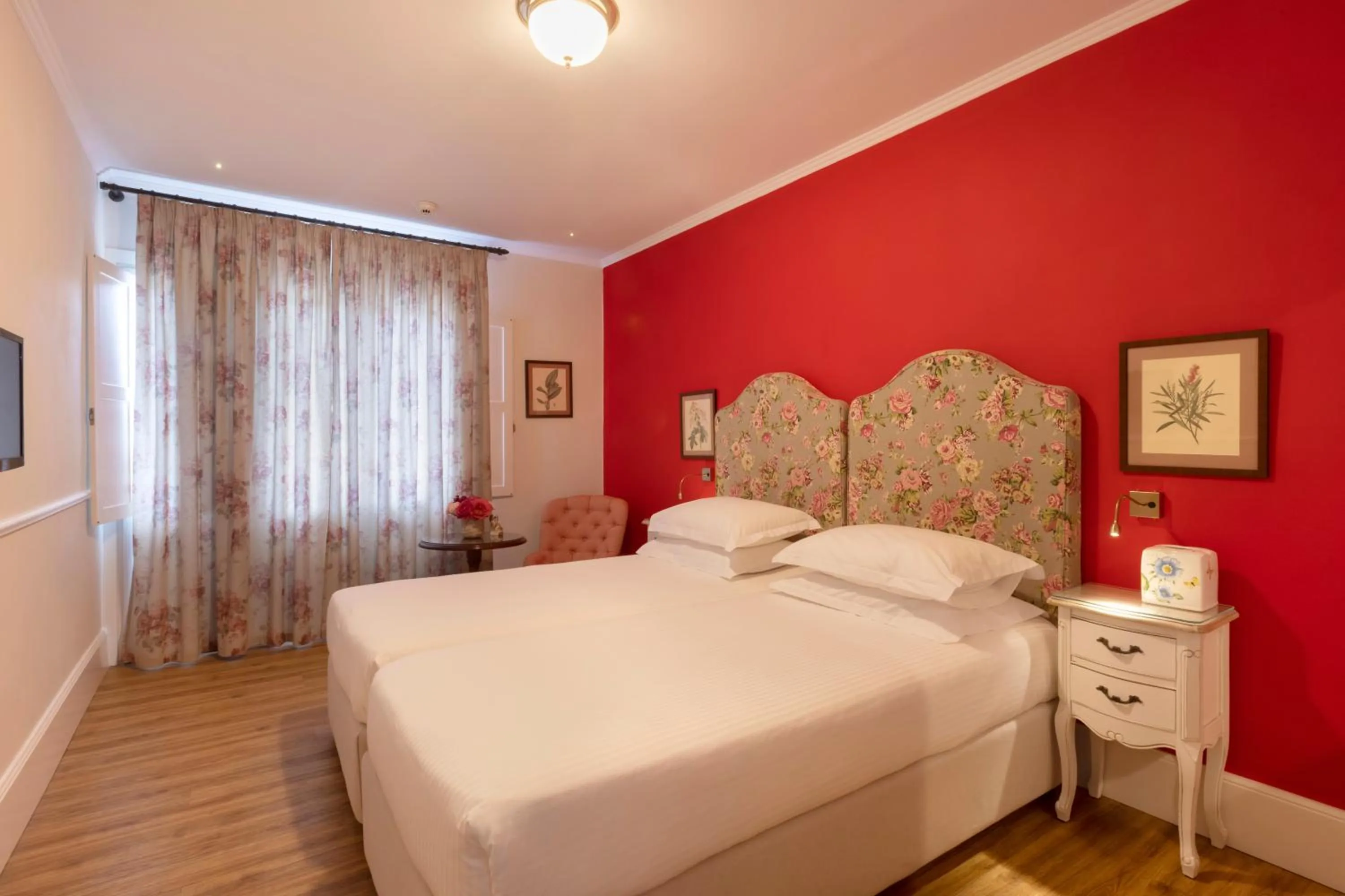 Photo of the whole room, Bed in Kouneni Apartments