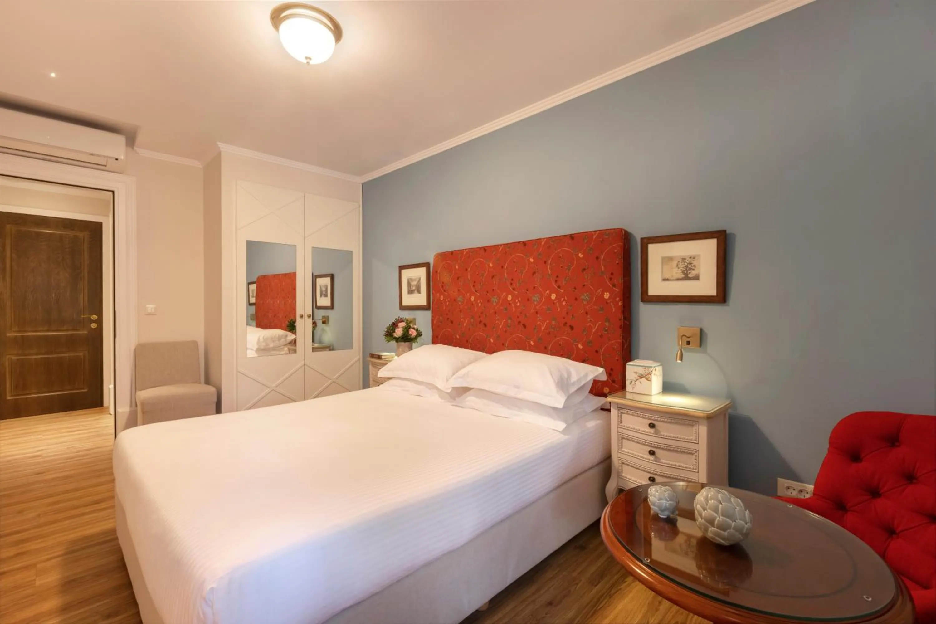 Photo of the whole room, Bed in Kouneni Apartments