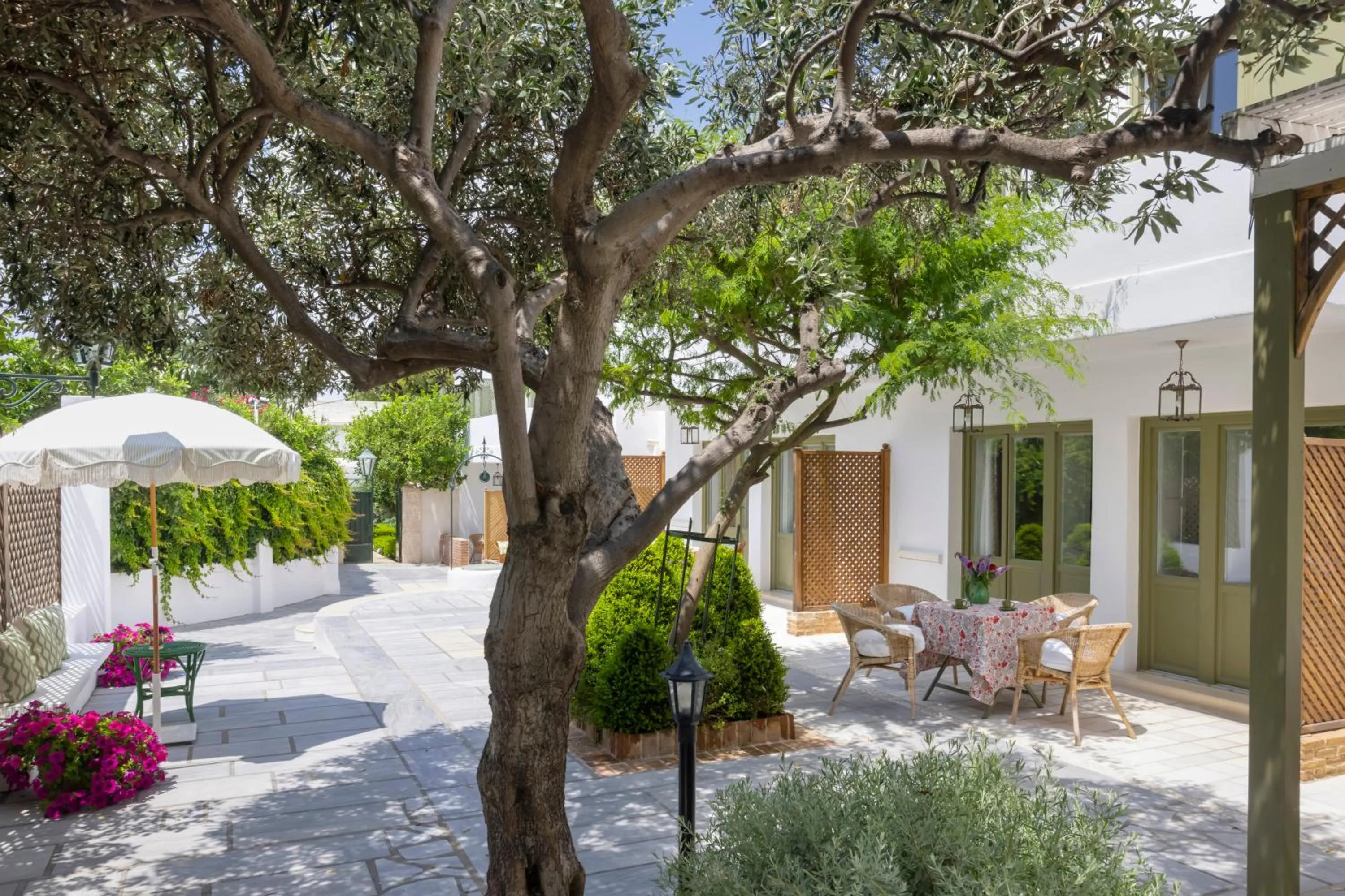 Garden in Kouneni Apartments