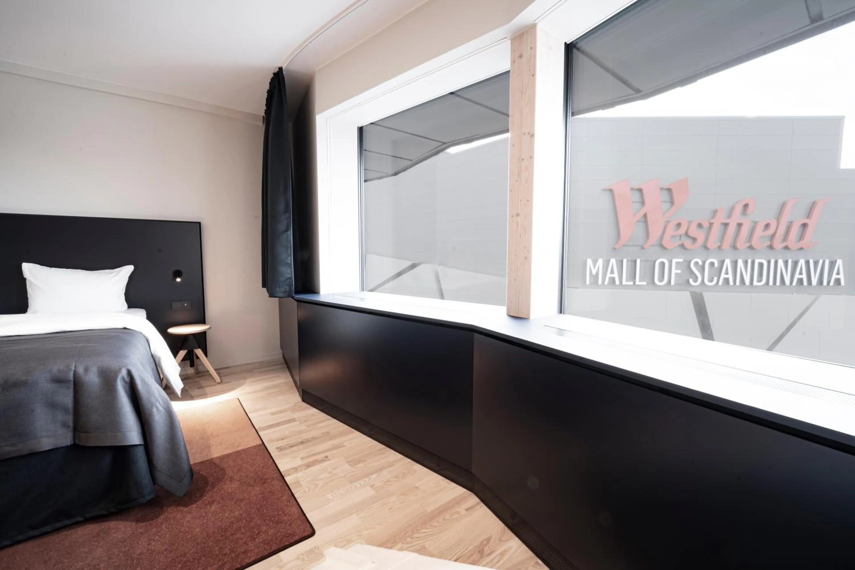 Photo of the whole room, Bed in Quality Hotel Strawberry Arena