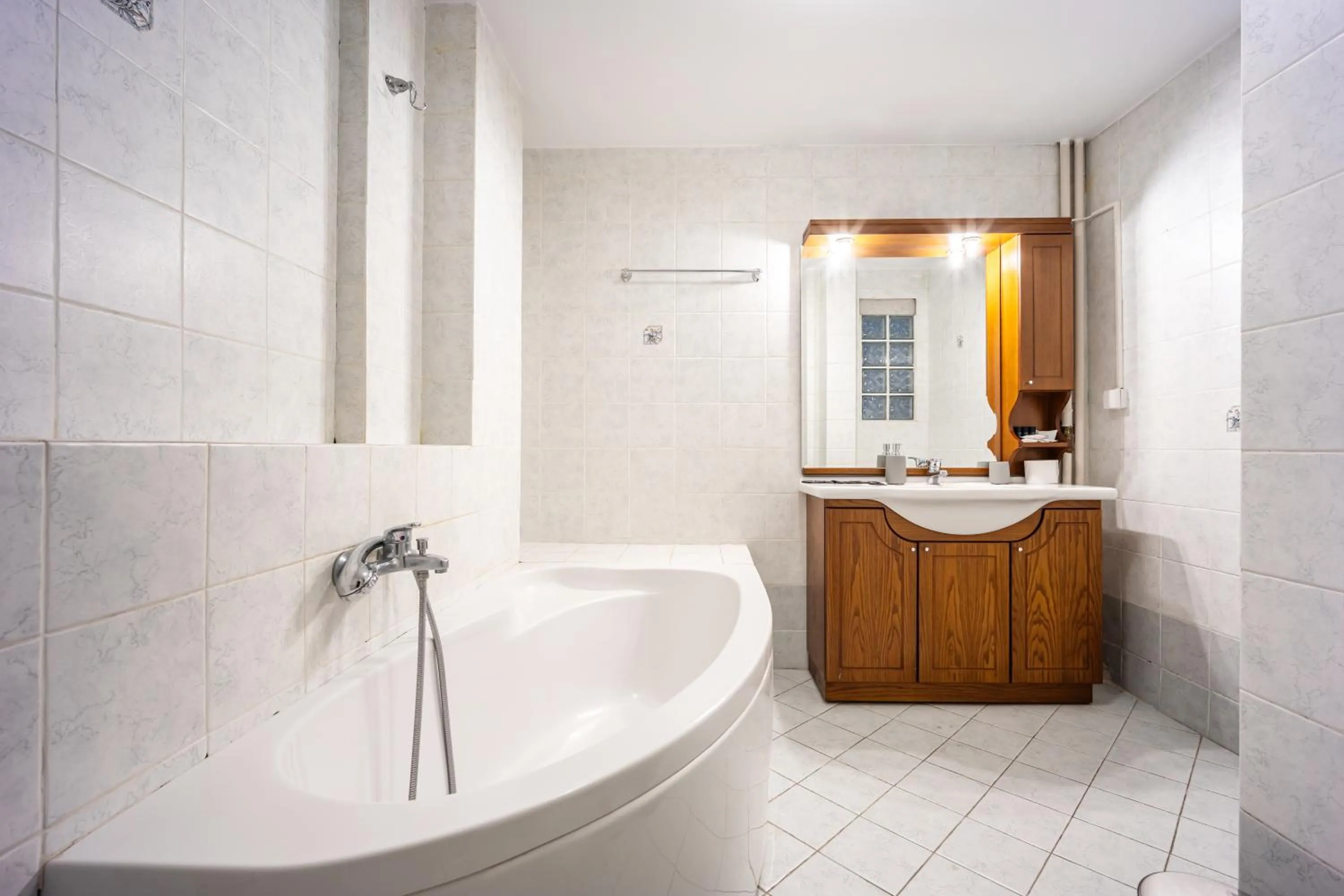 Bathroom in GK Niki by GK Properties