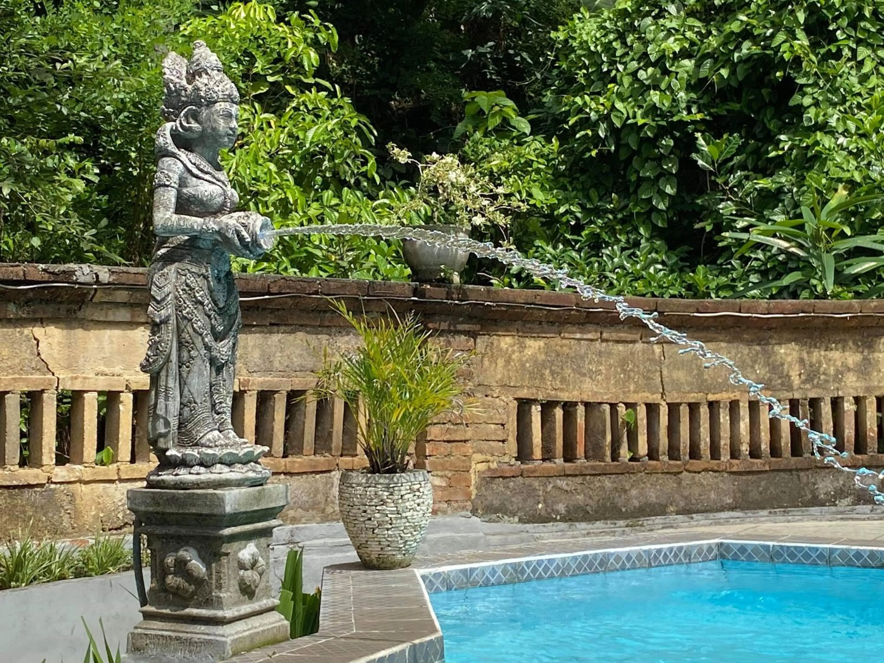 Swimming pool in Puri Bebengan Bungalows