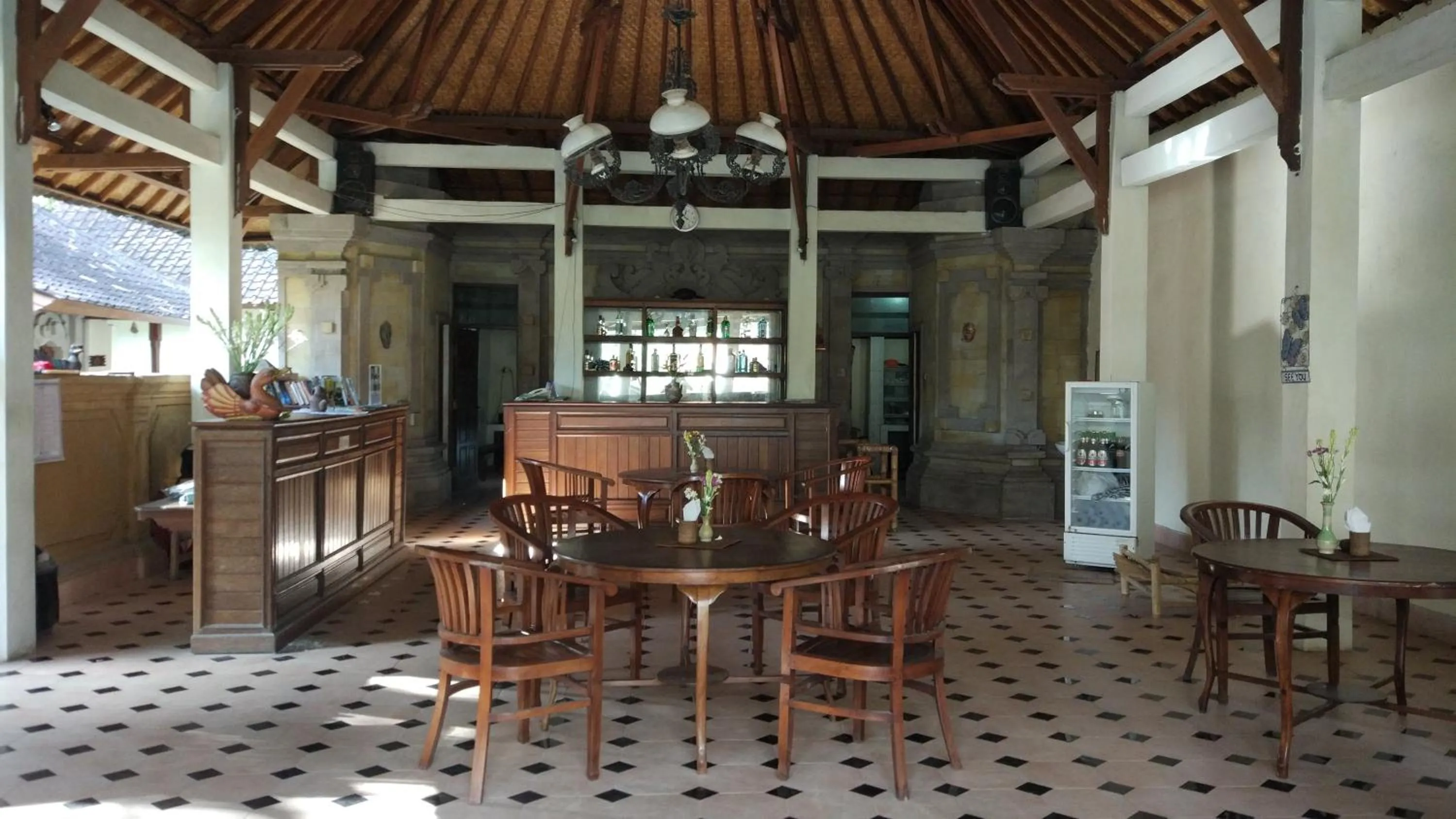 Restaurant/places to eat in Puri Bebengan Bungalows