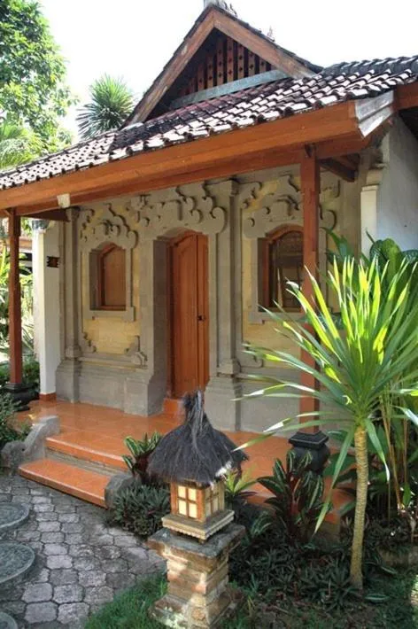 Facade/entrance in Puri Bebengan Bungalows