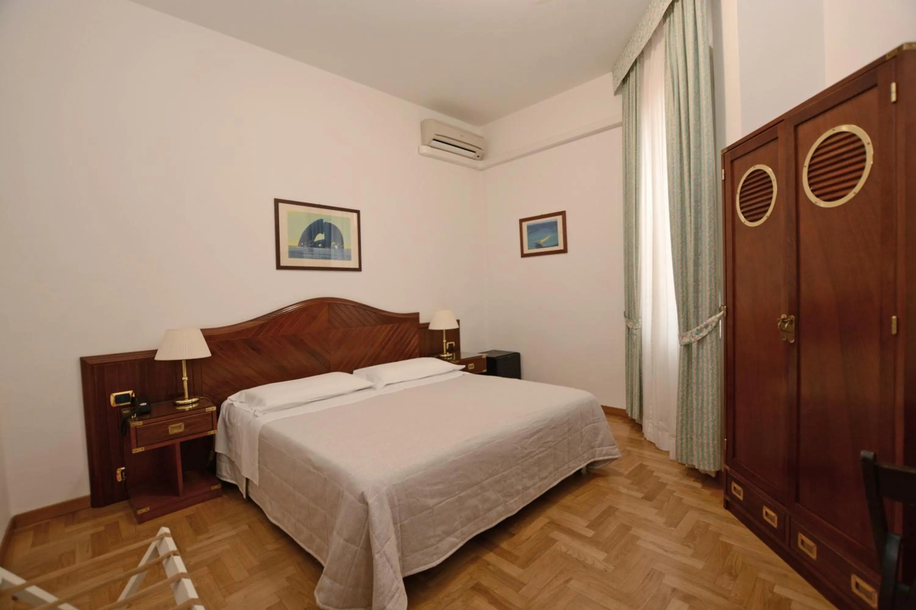 Bed in Albergo Italia