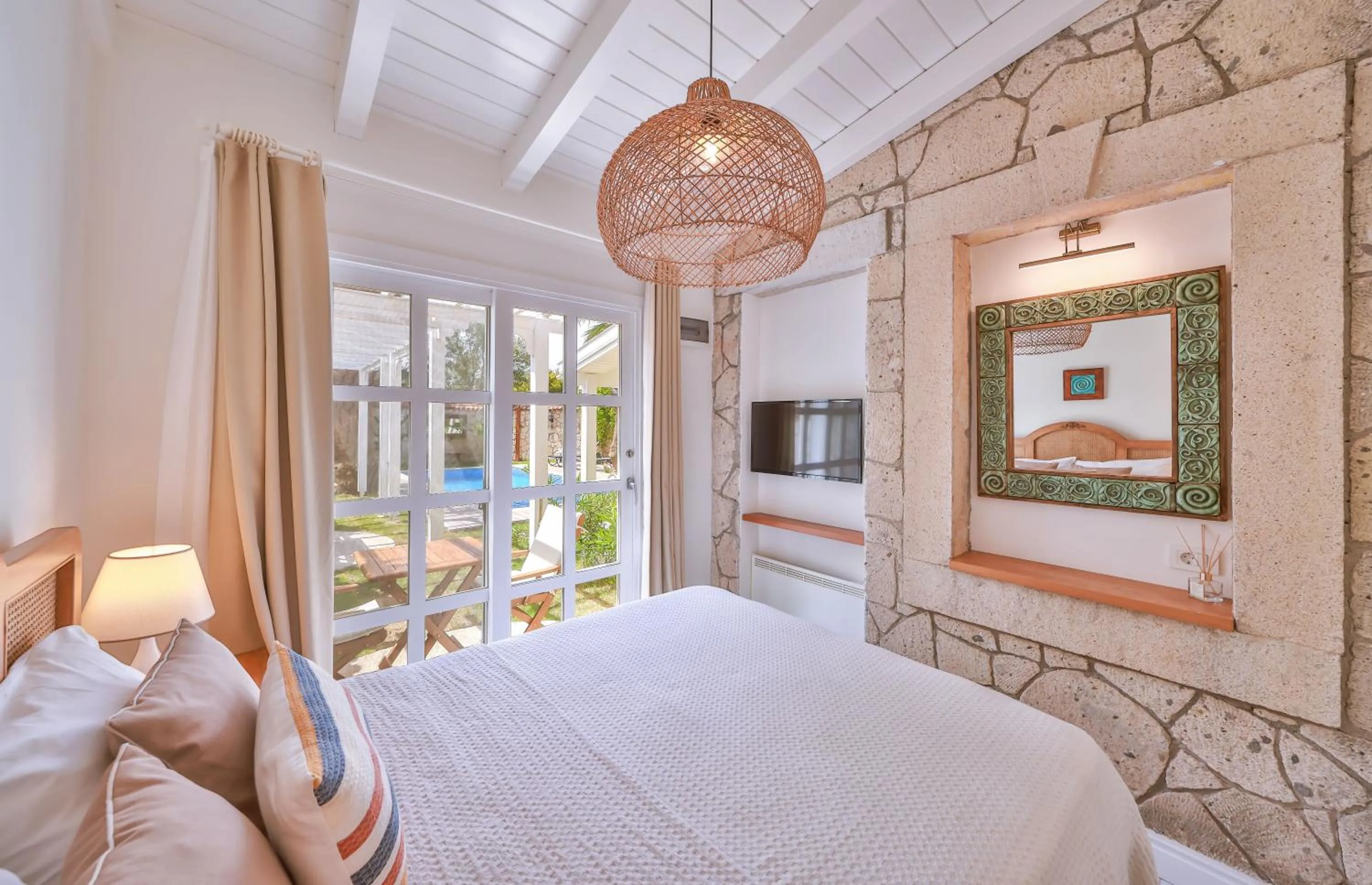 Bed in Alacati Balbadem Hotel