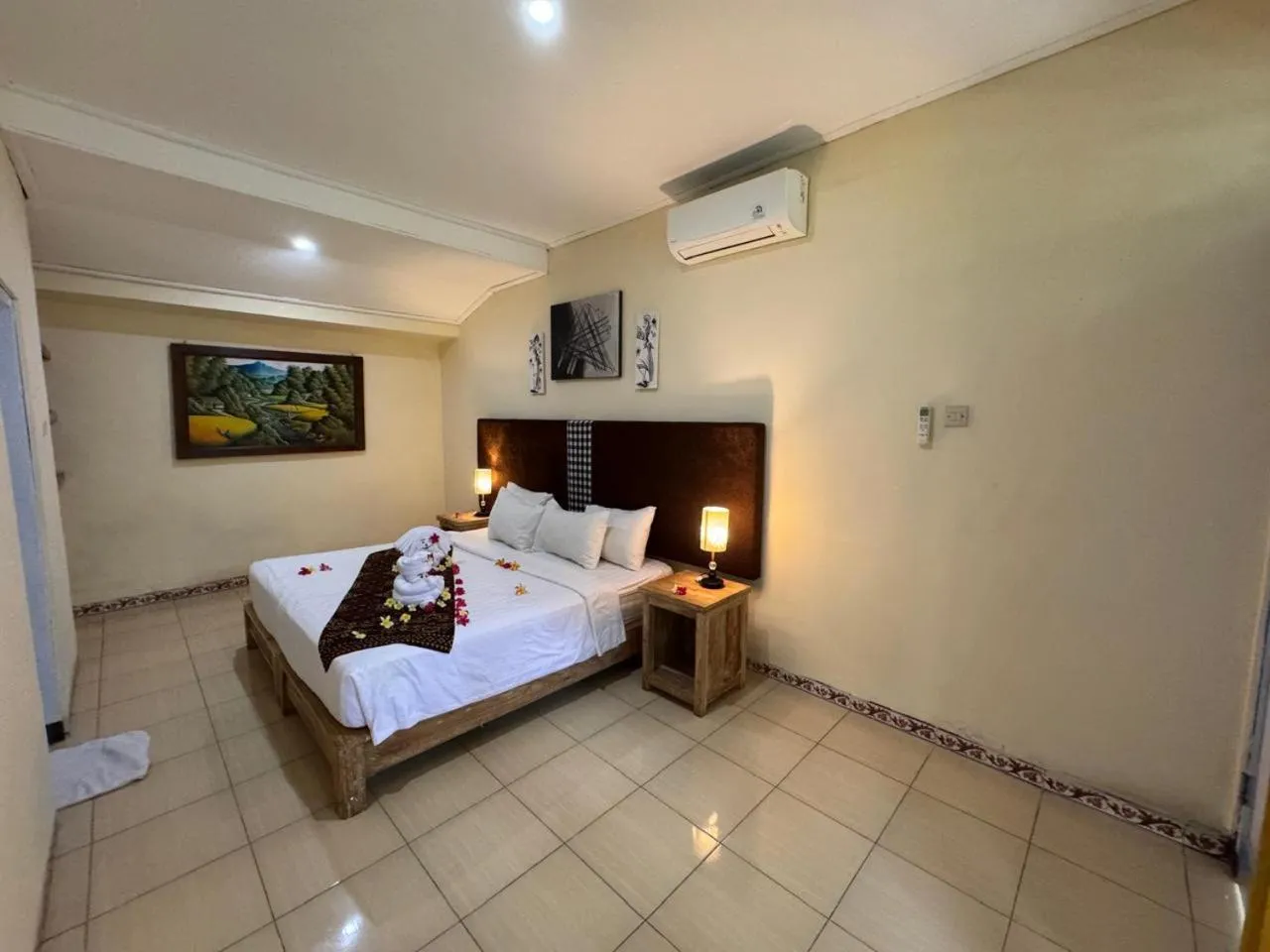 Bed in Bungalow Geringsing