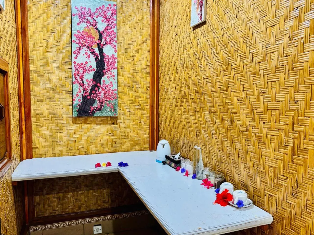 Property building in Bungalow Geringsing