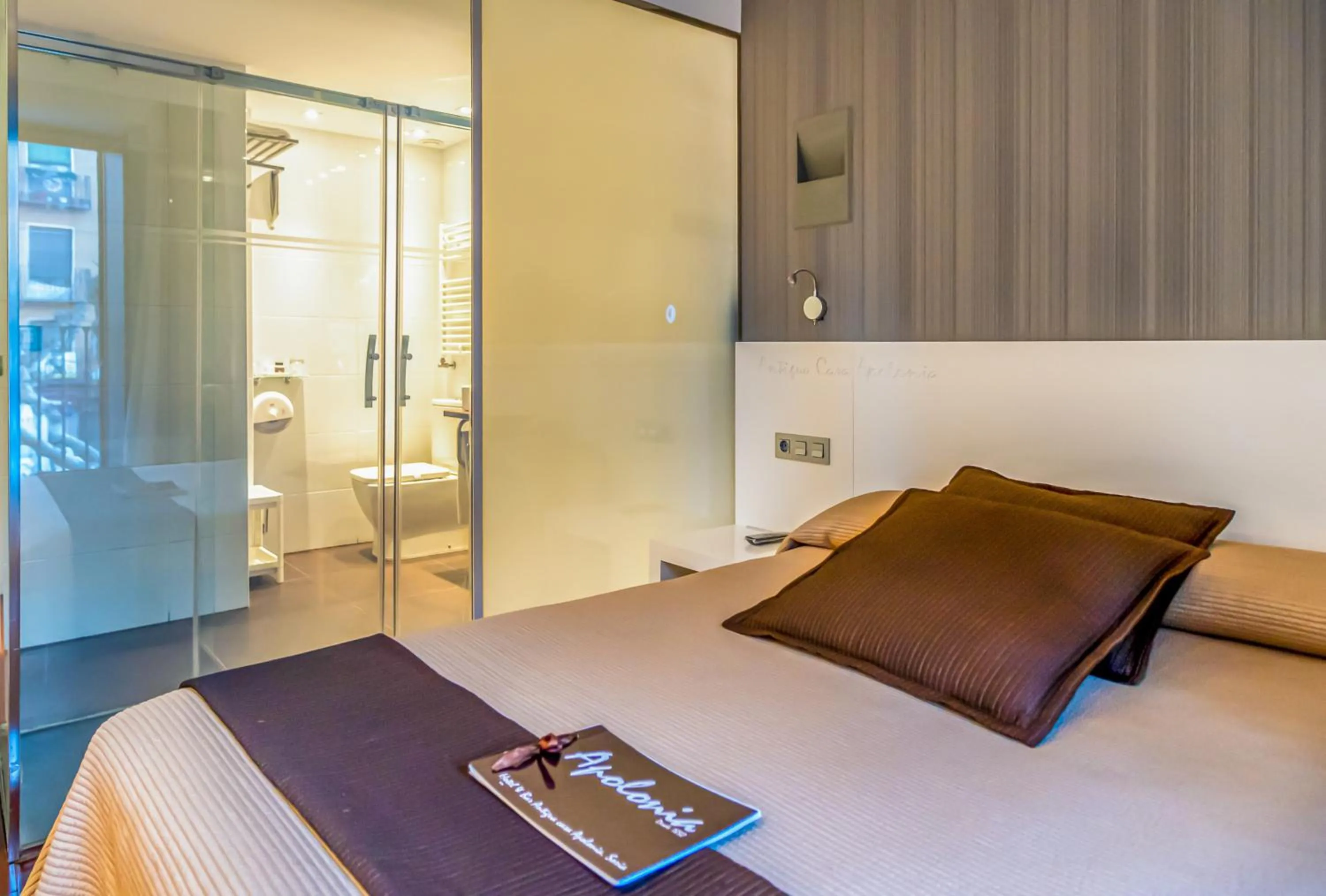 Photo of the whole room, Bed in Hotel Apolonia Soria