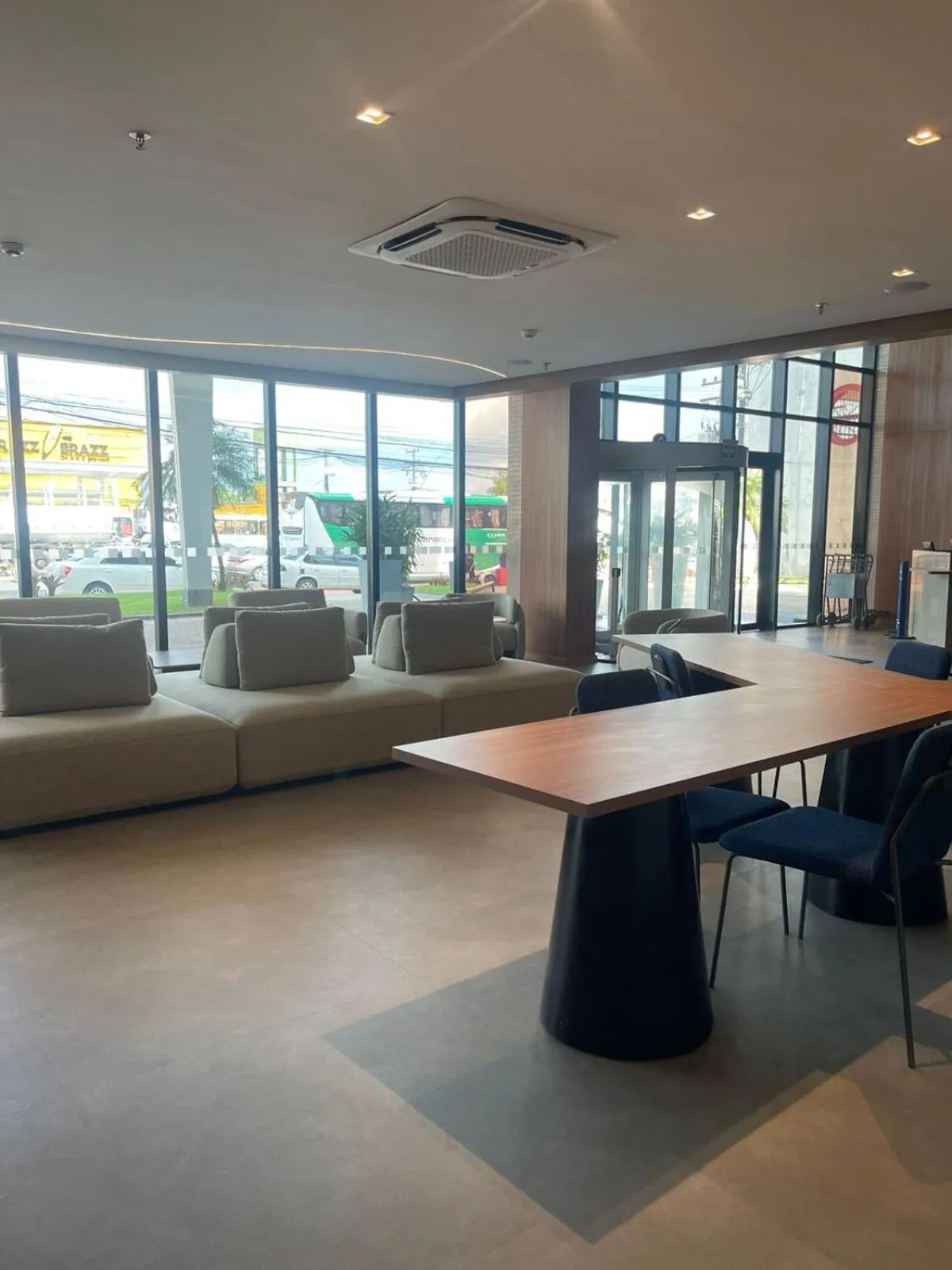 Lobby or reception in Holiday Inn Express Belem Ananindeua by IHG