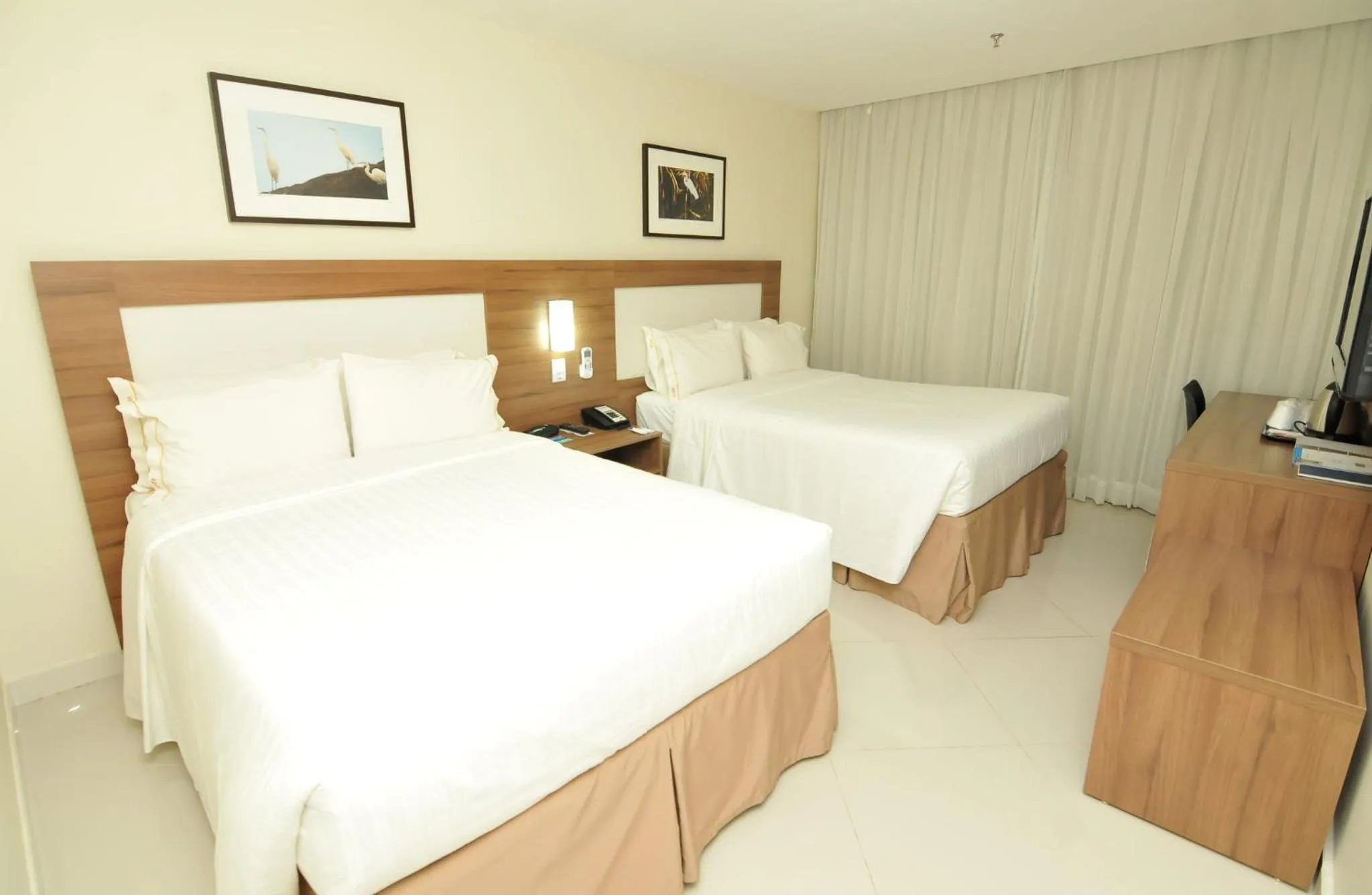 Photo of the whole room, Bed in Holiday Inn Express Belem Ananindeua by IHG