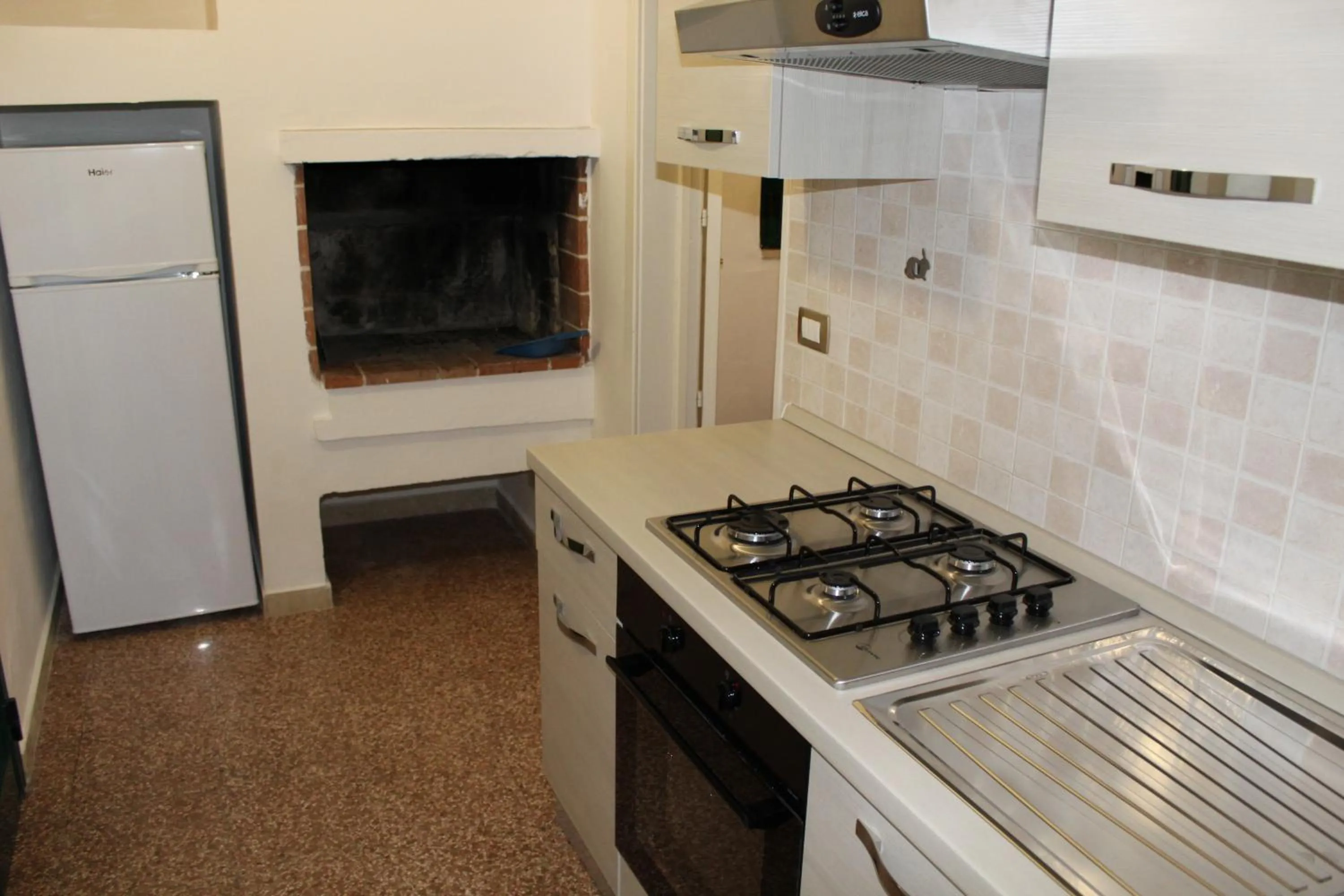 Kitchen or kitchenette in Dimora Li Cuti