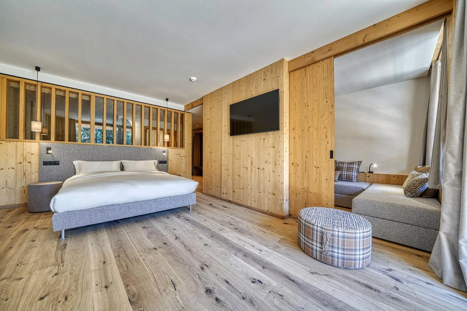 Bed in Hotel Pustertalerhof