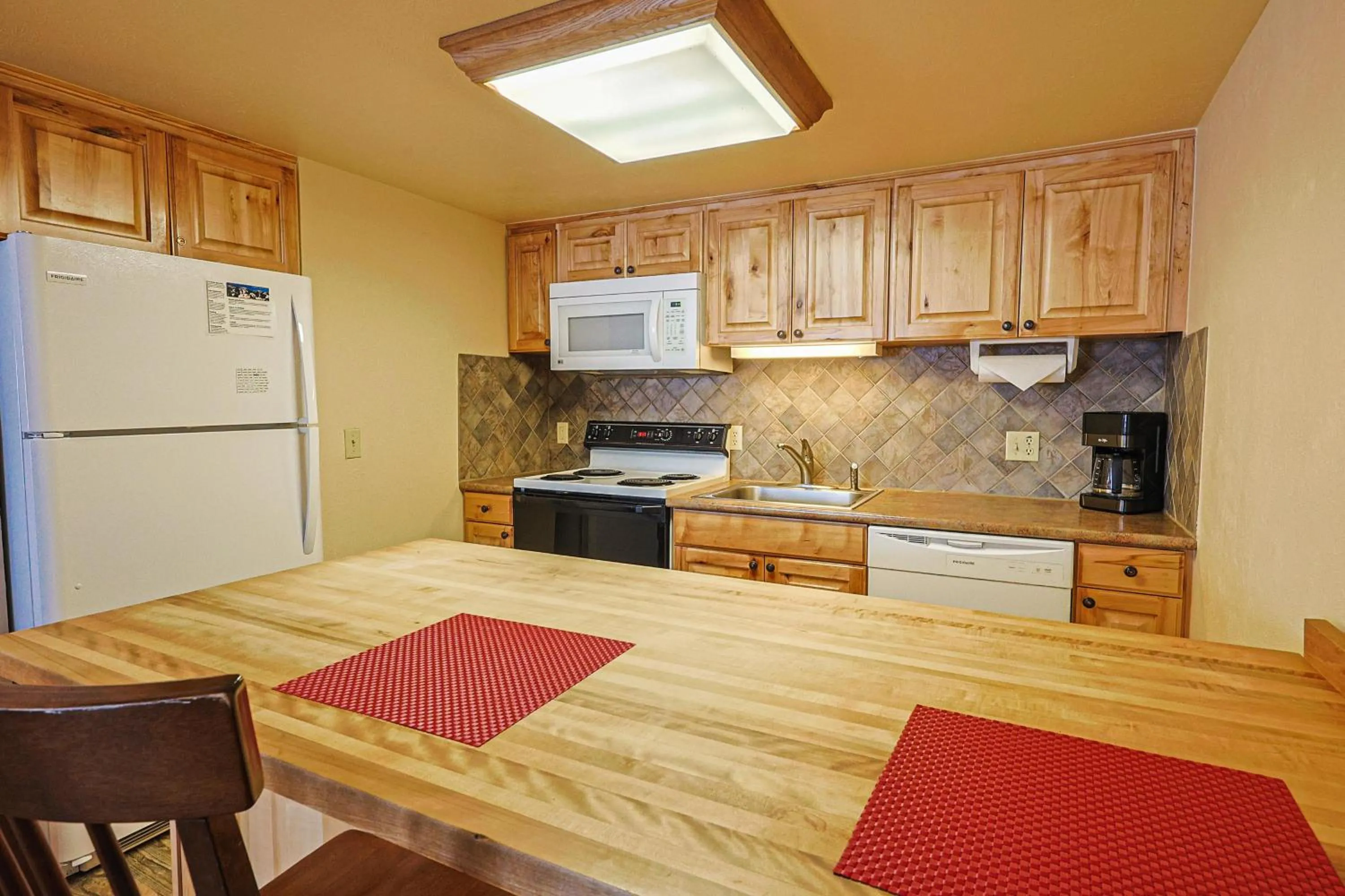 Summit House 2 bed 2 bath SHGW