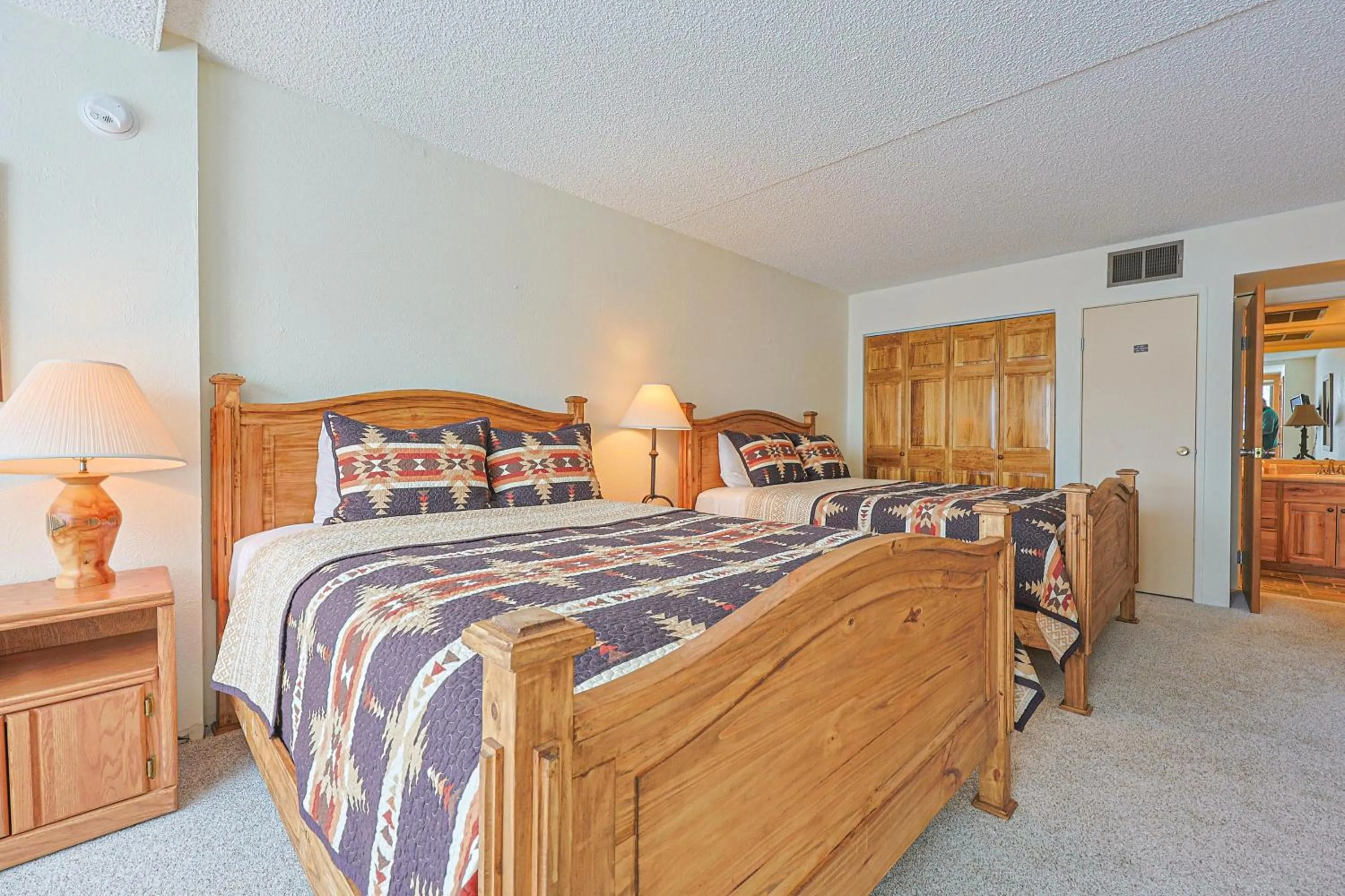 Bed in Summit House 2 bed 2 bath SHGW