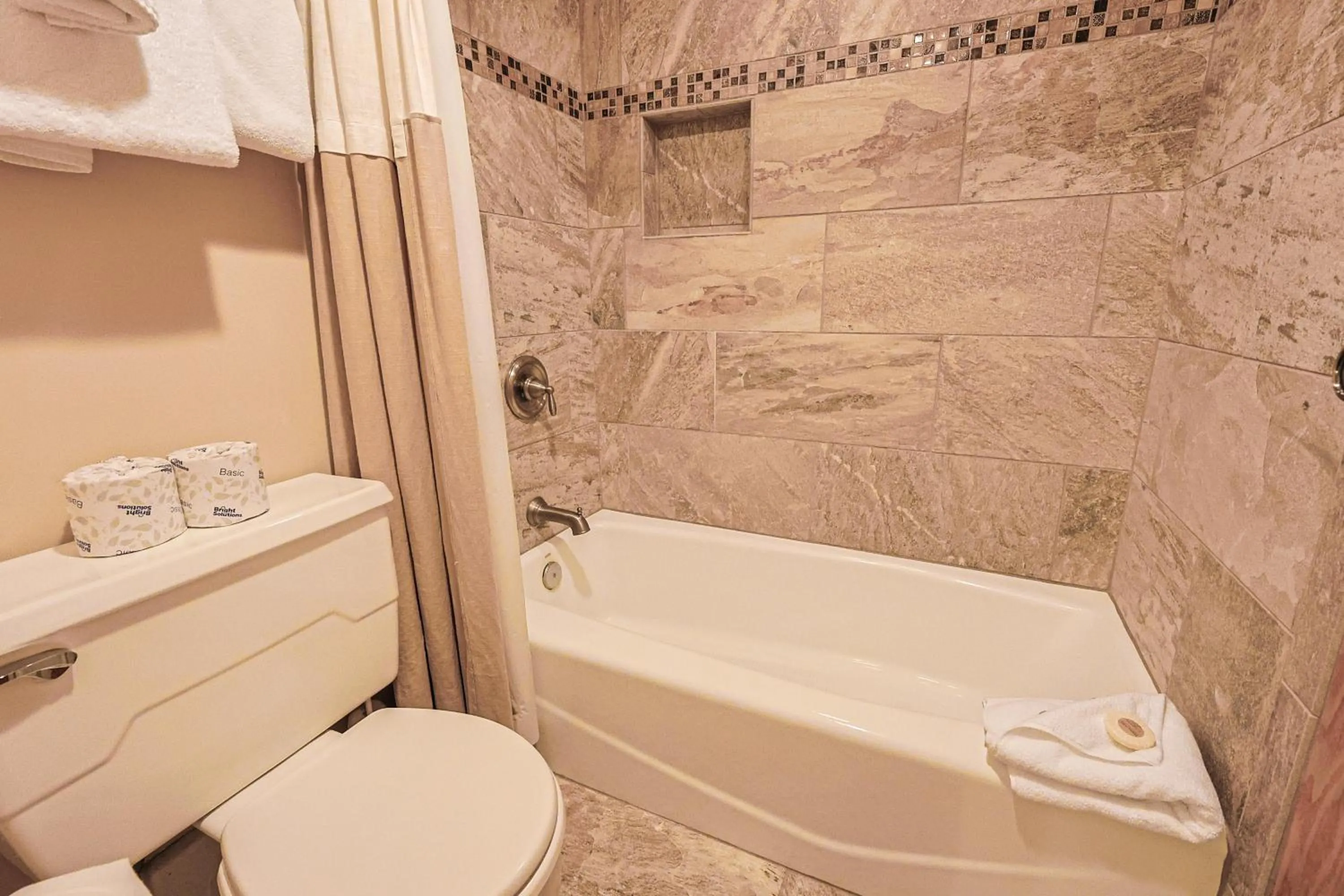 Summit House 2 bed 2 bath SHGW