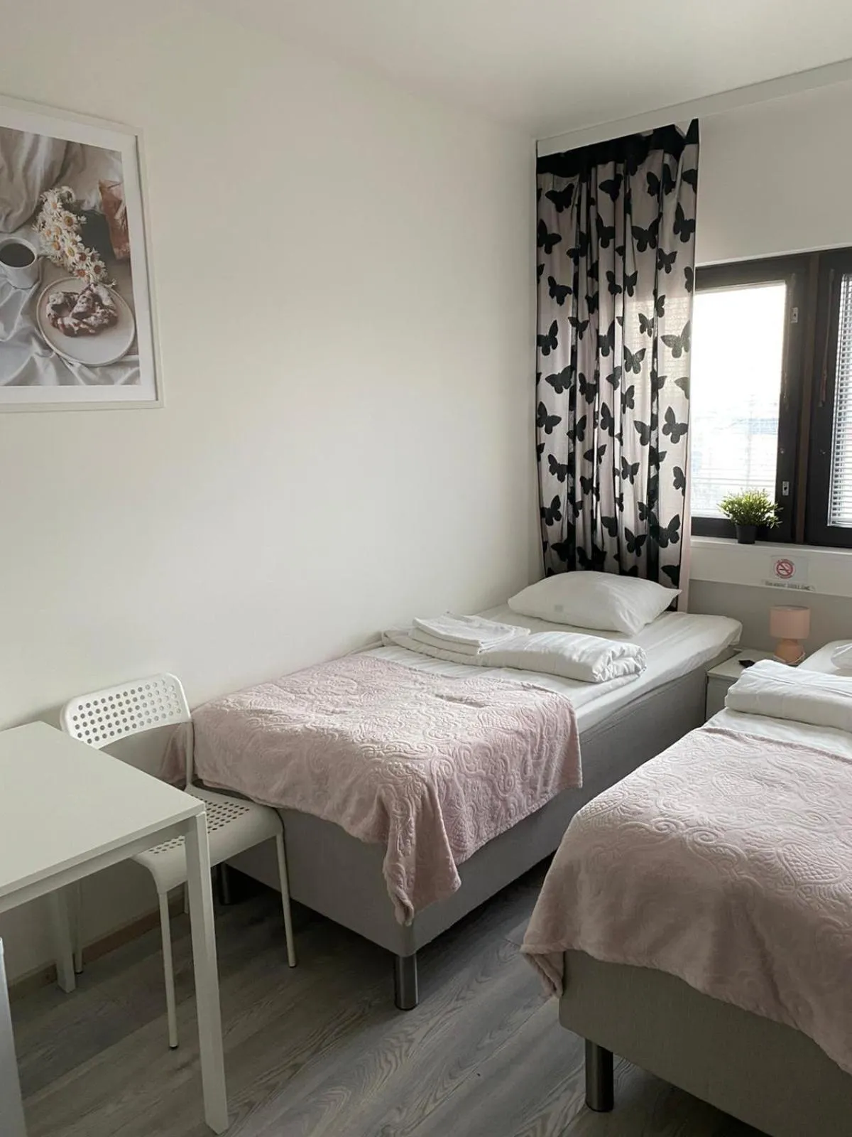 Photo of the whole room, Bed in Inn Tourist Hostel