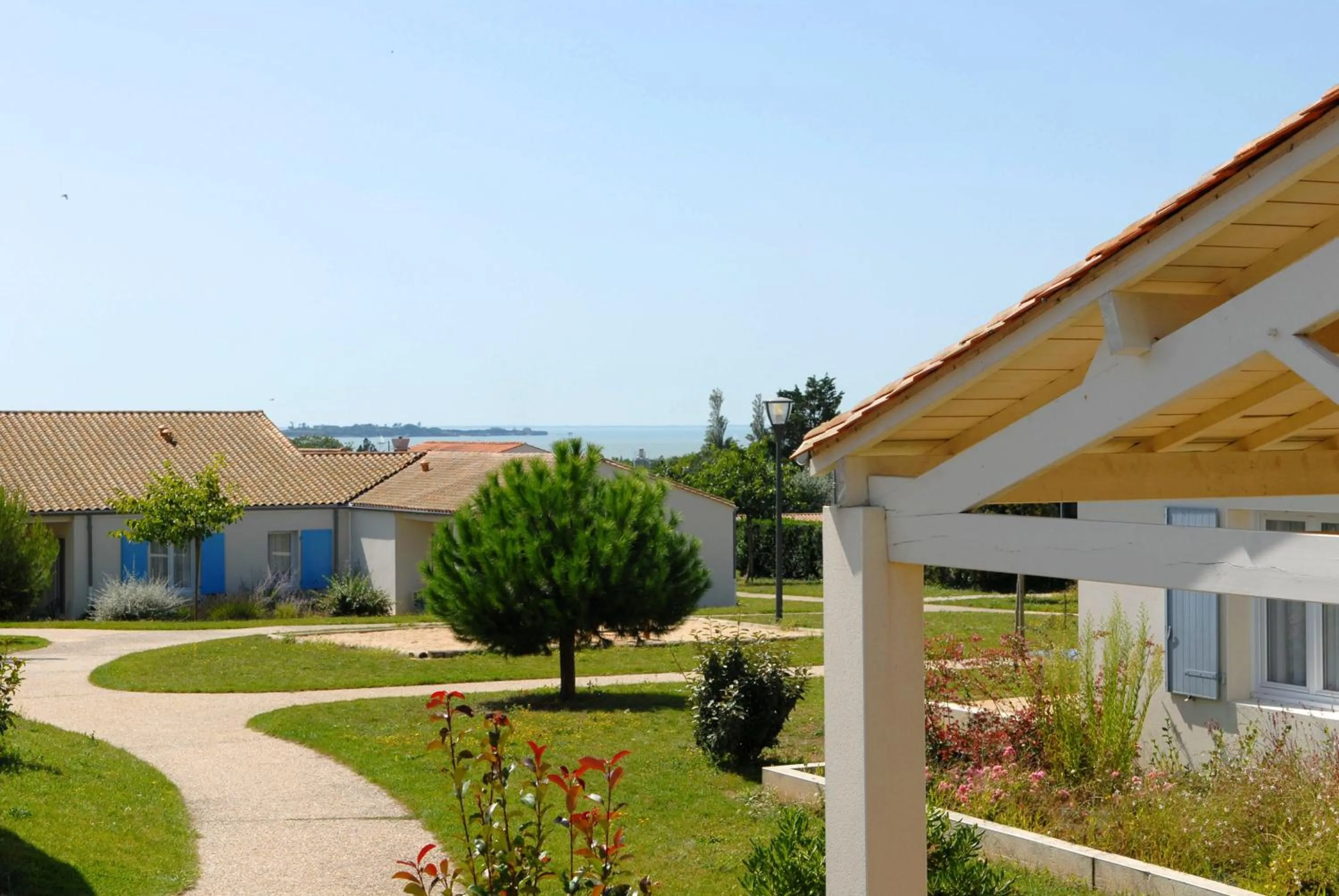 Facade/entrance in Azureva Fouras