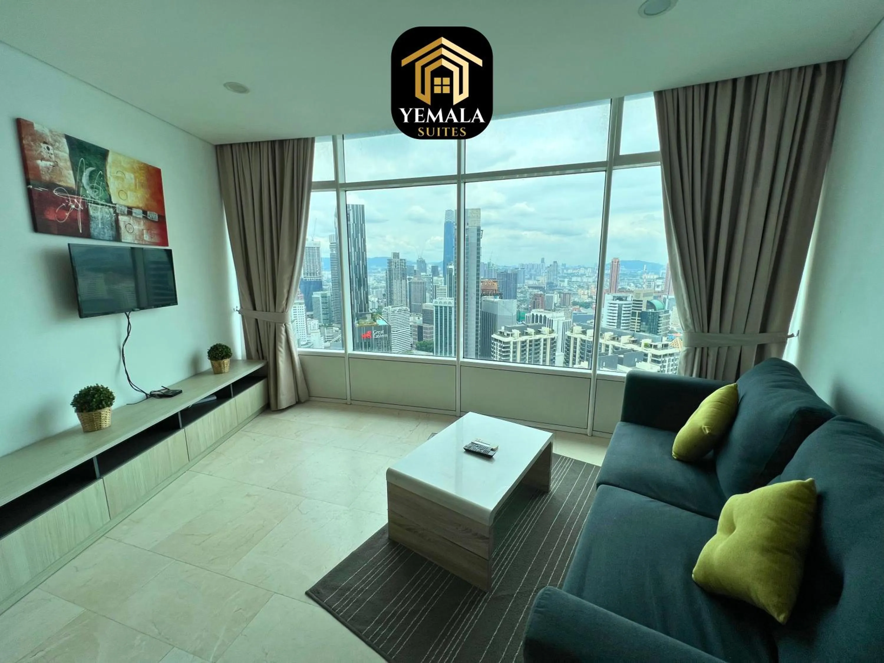 TV and multimedia in Yemala Suites at Vortex KLCC