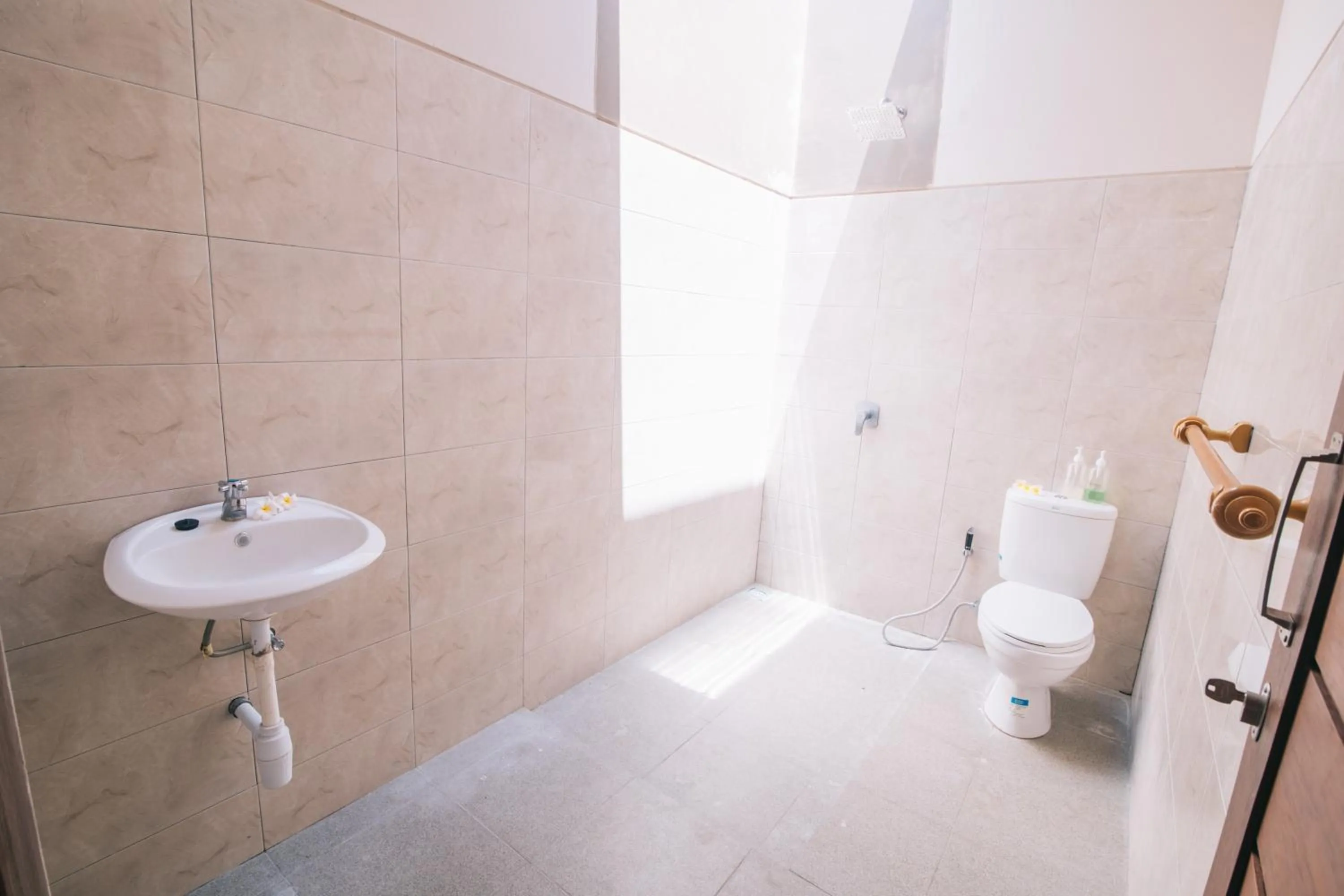 Bathroom in Damar Sanjaya Uttama