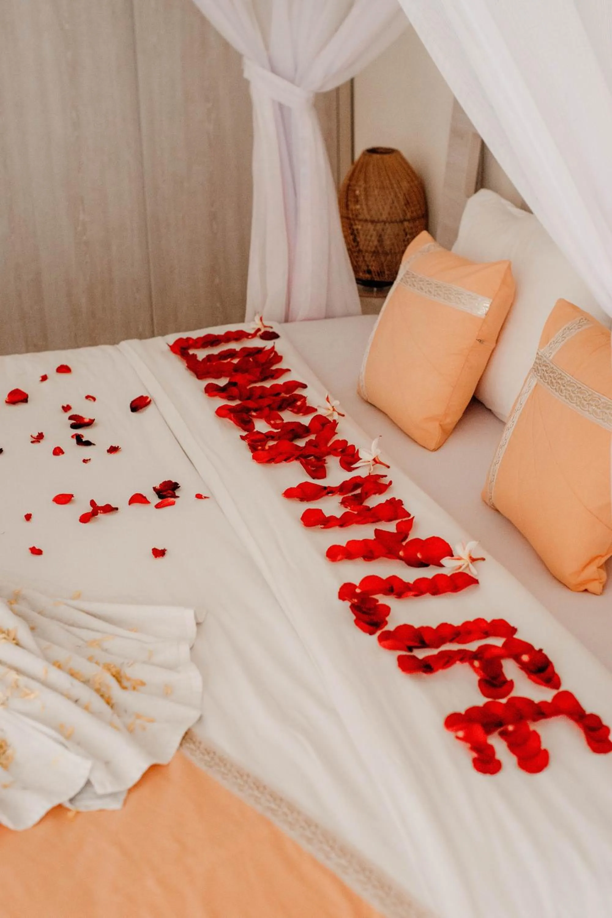 Decorative detail, Bed in Damar Sanjaya Uttama