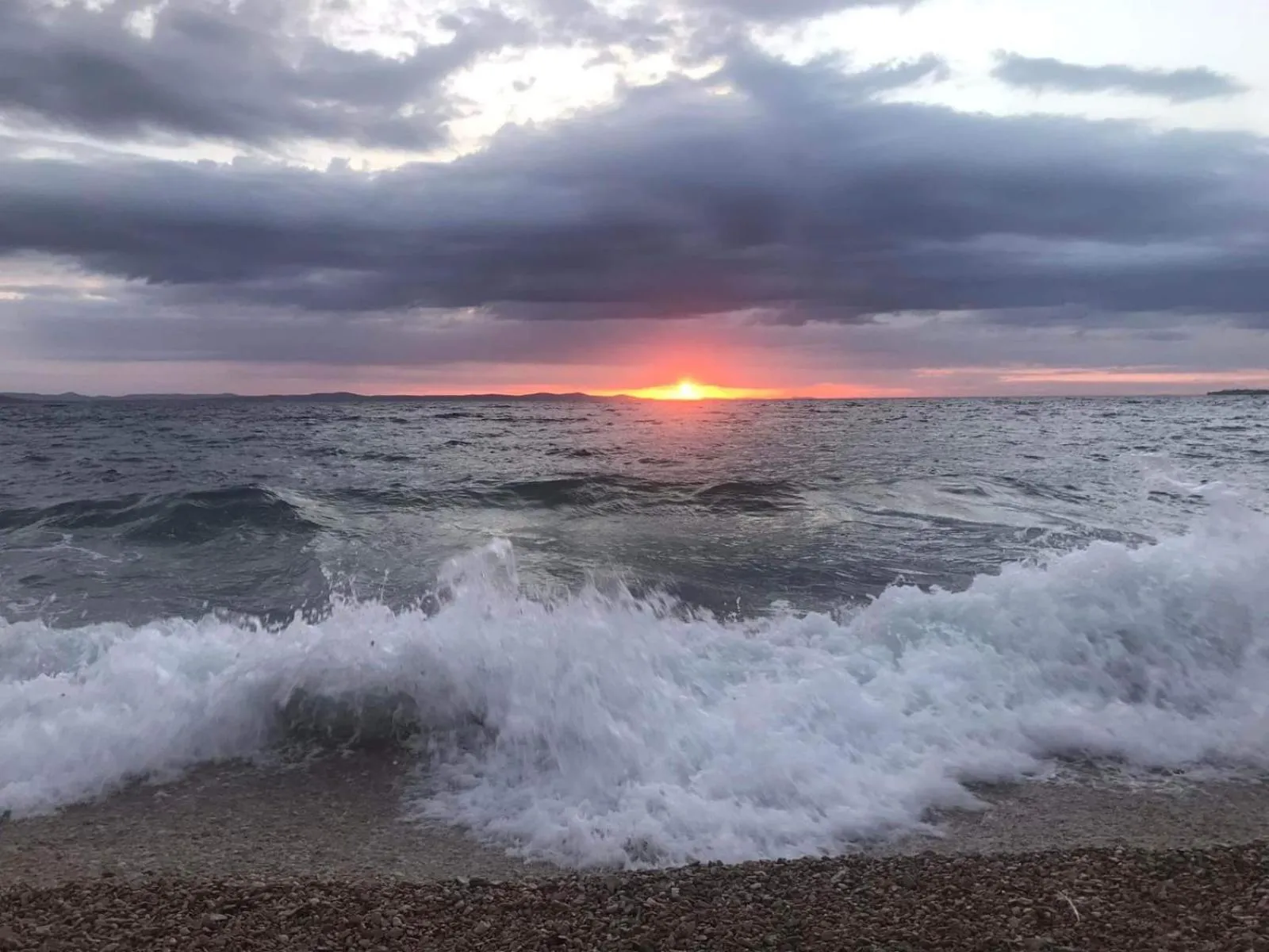 Sunset in Apartments Batur
