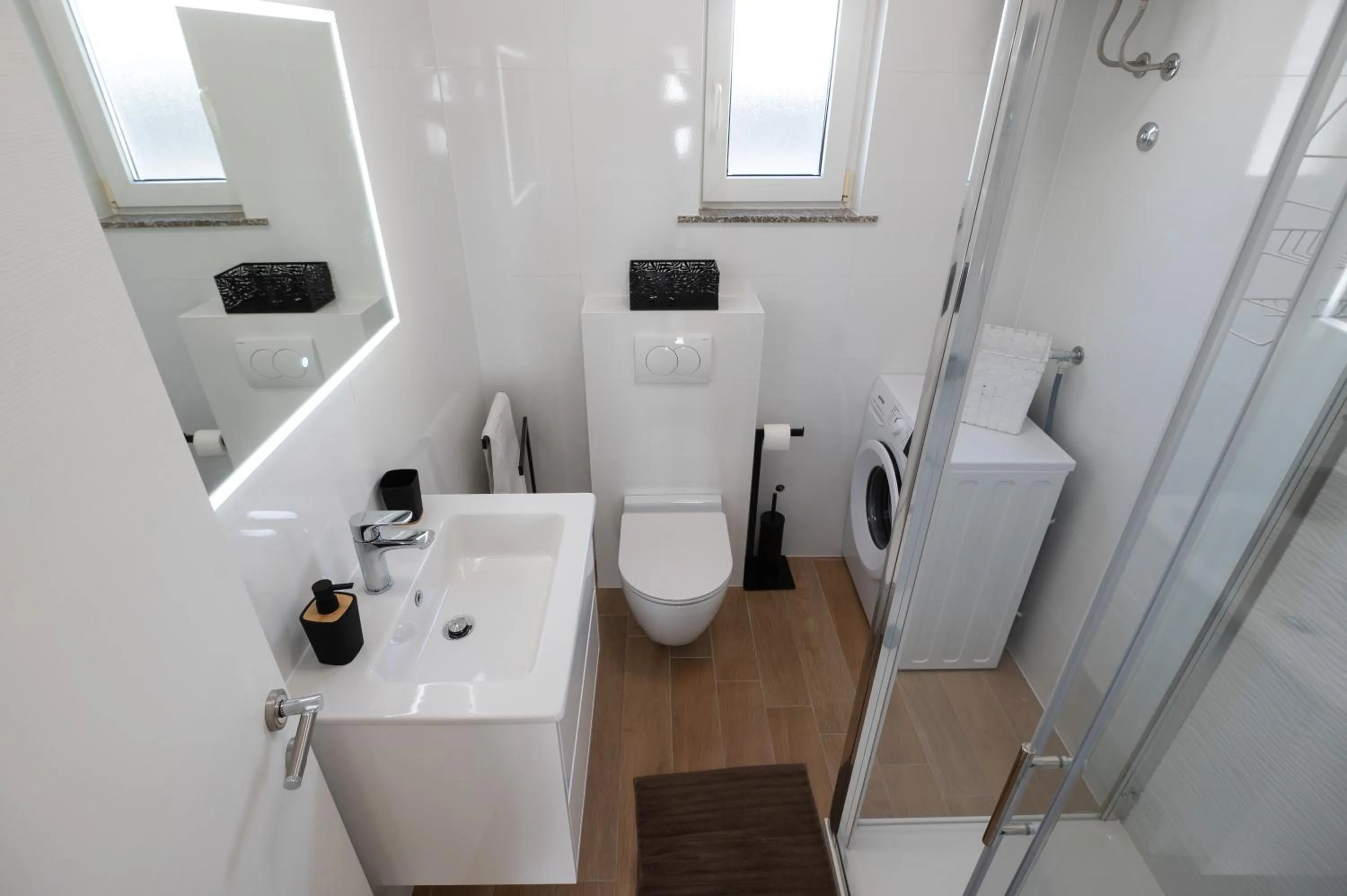 Toilet in Apartments Batur