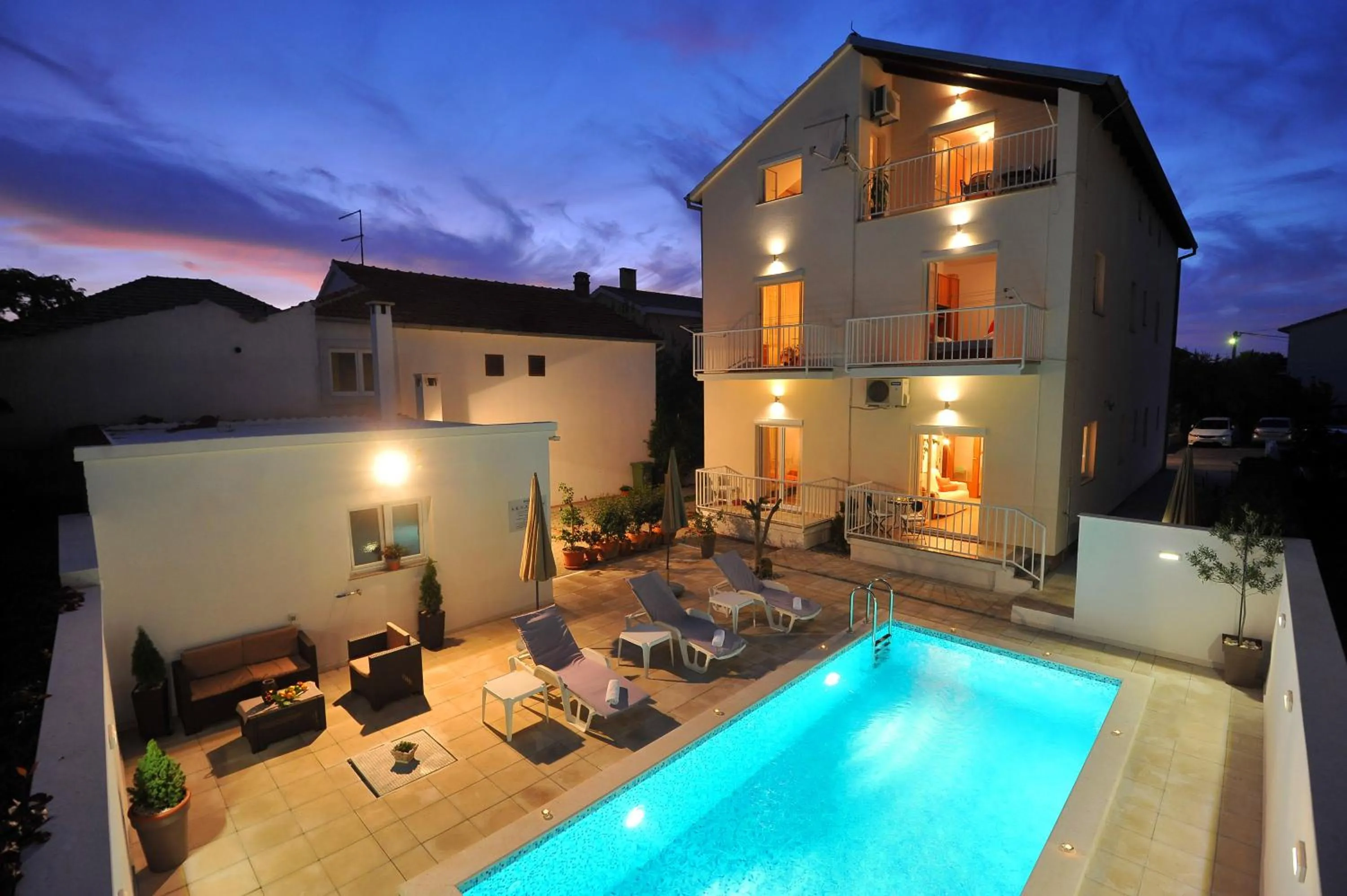 Swimming pool in Apartments Batur