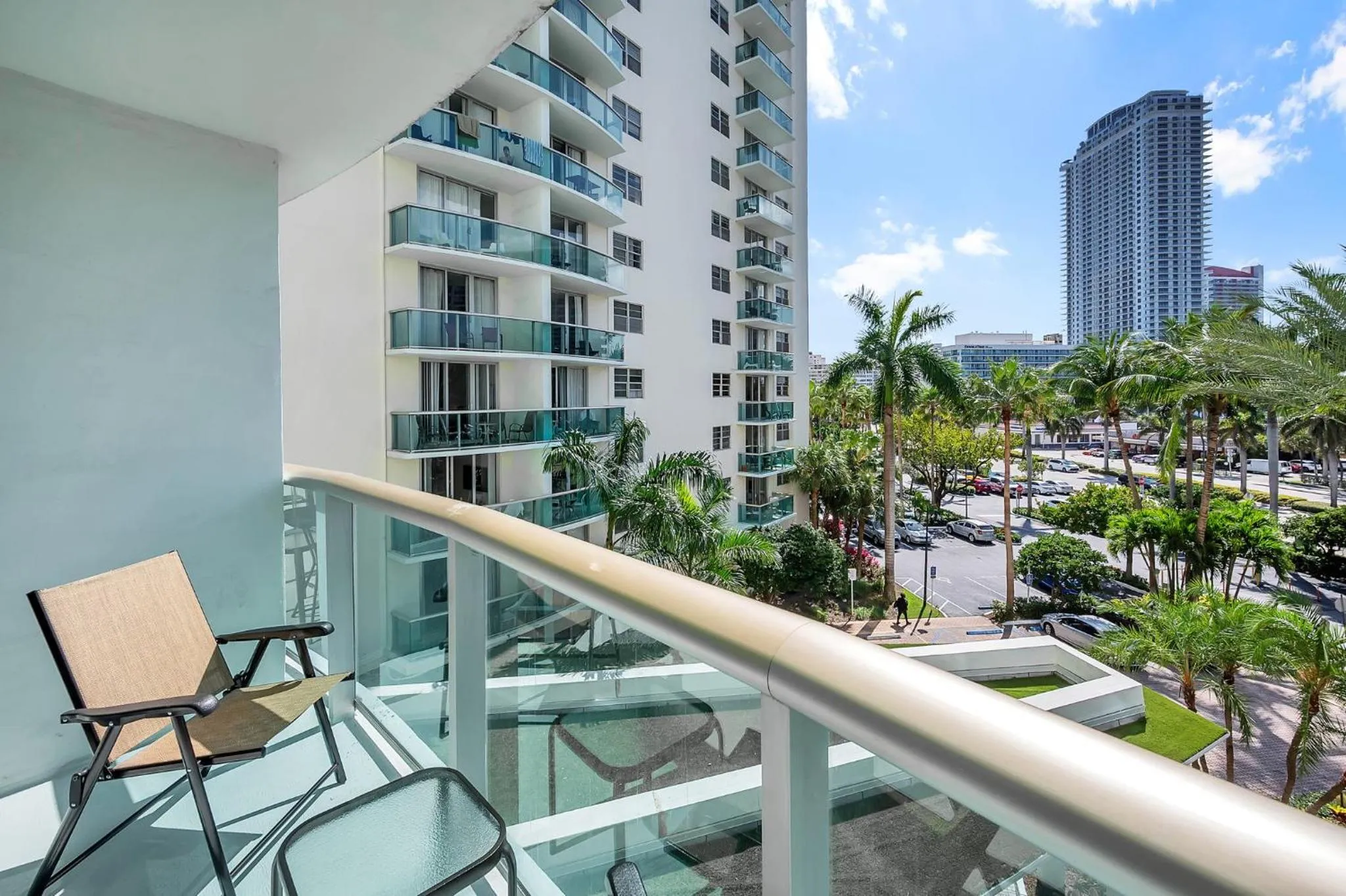 Balcony/Terrace in The Tides Apartments on the beach