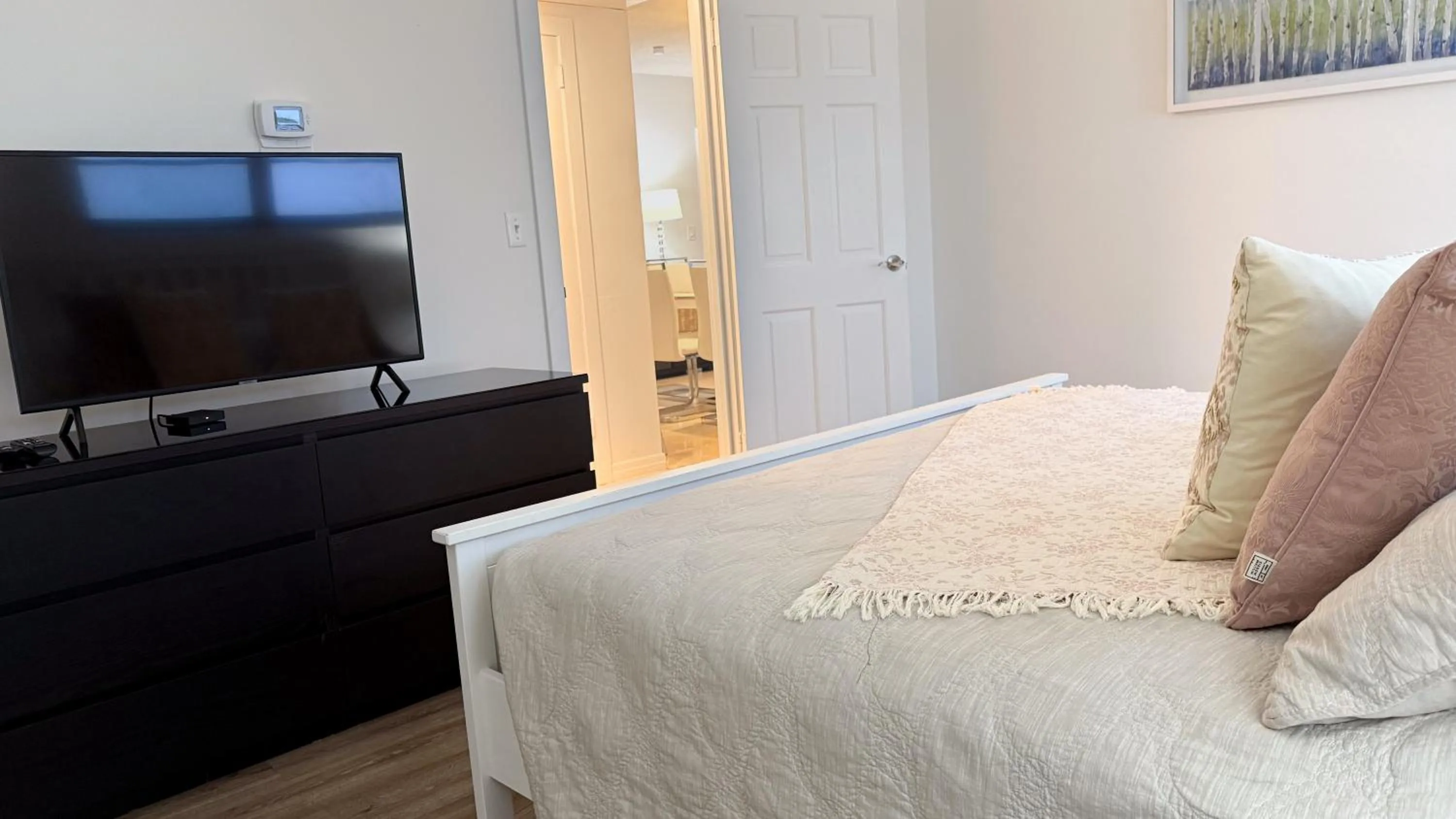 Bedroom, Bed in The Tides Apartments on the beach