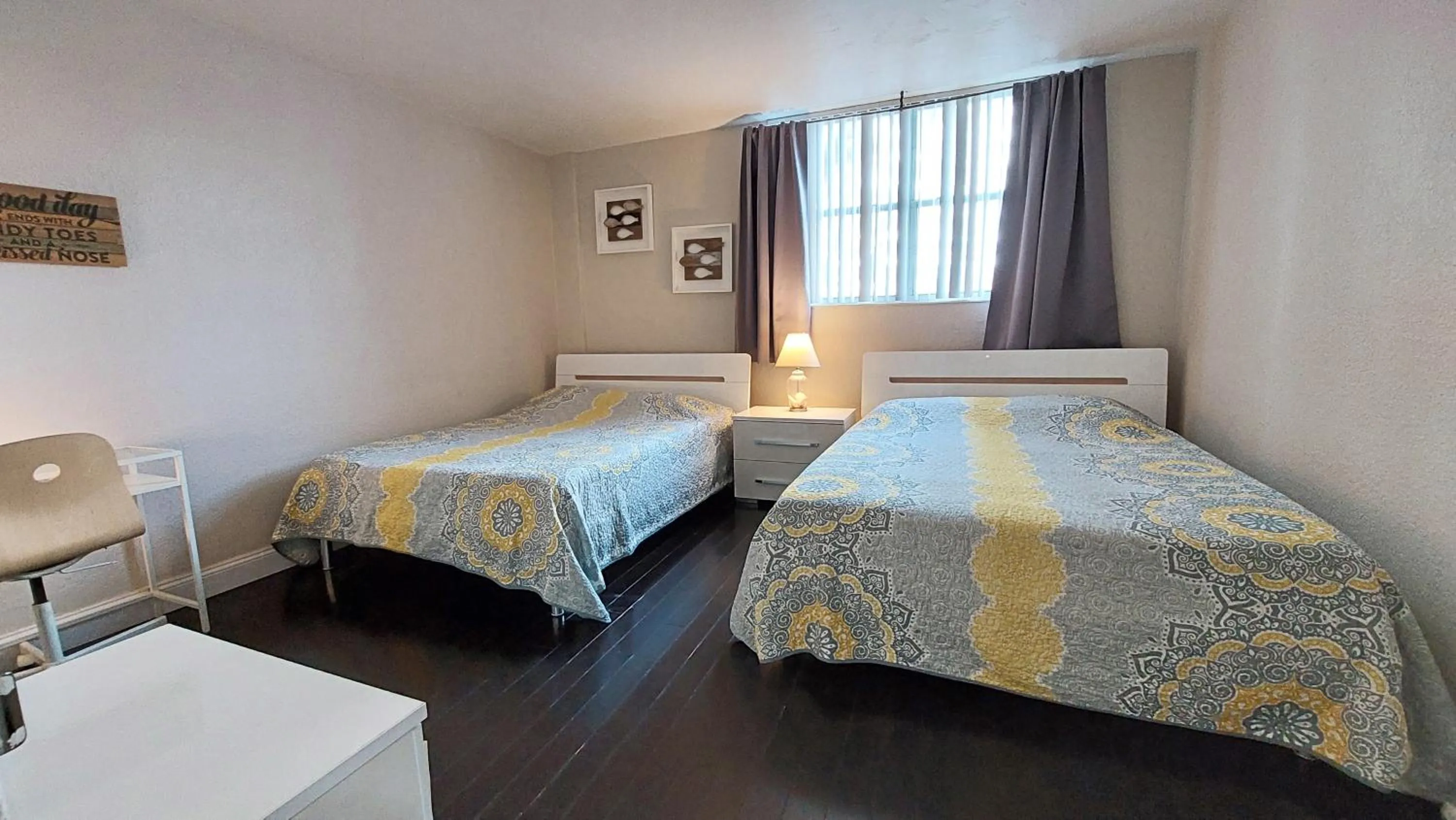 Bedroom, Bed in The Tides Apartments on the beach