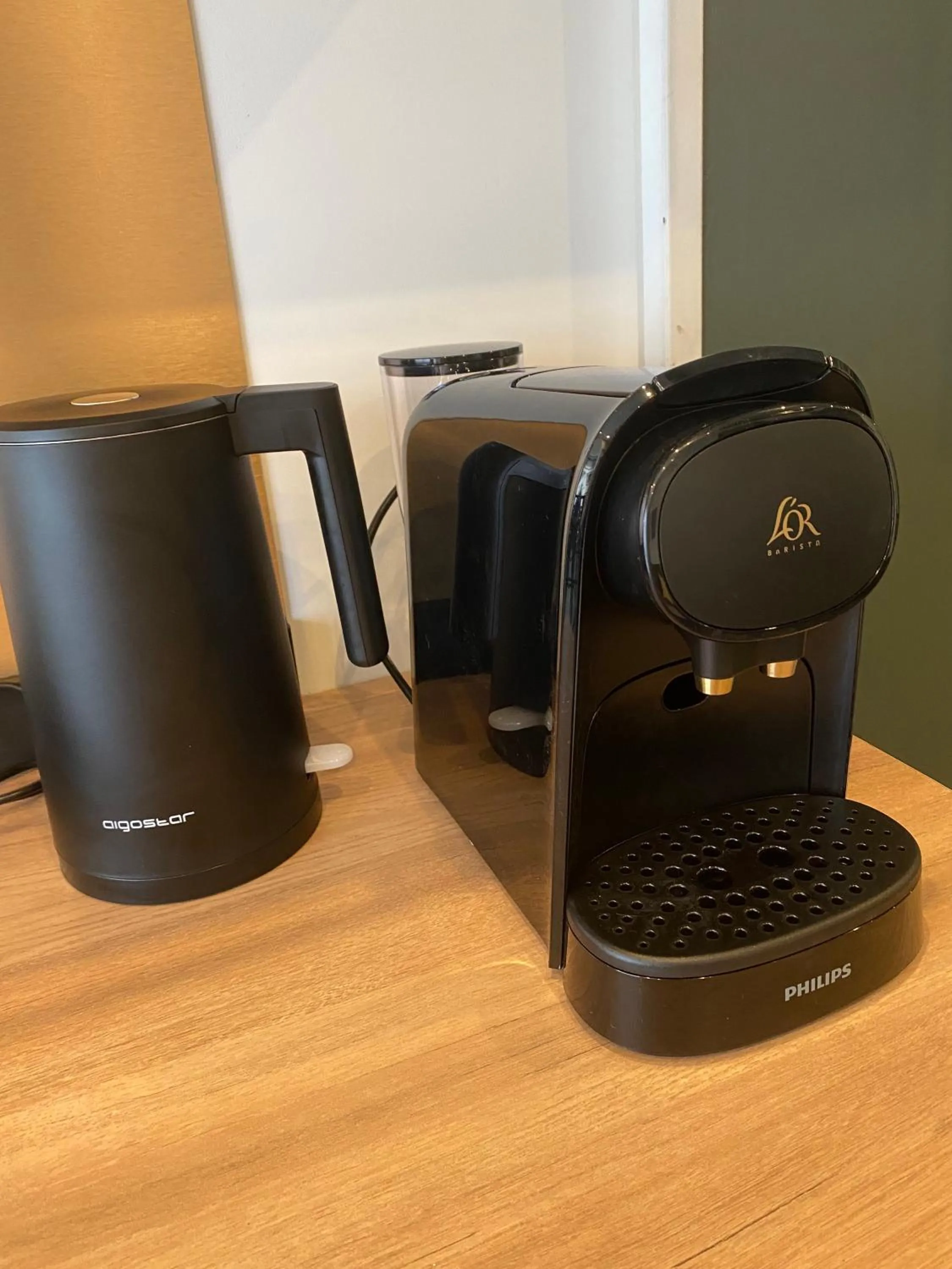 Coffee/tea facilities in Residence Pasteur Angouleme