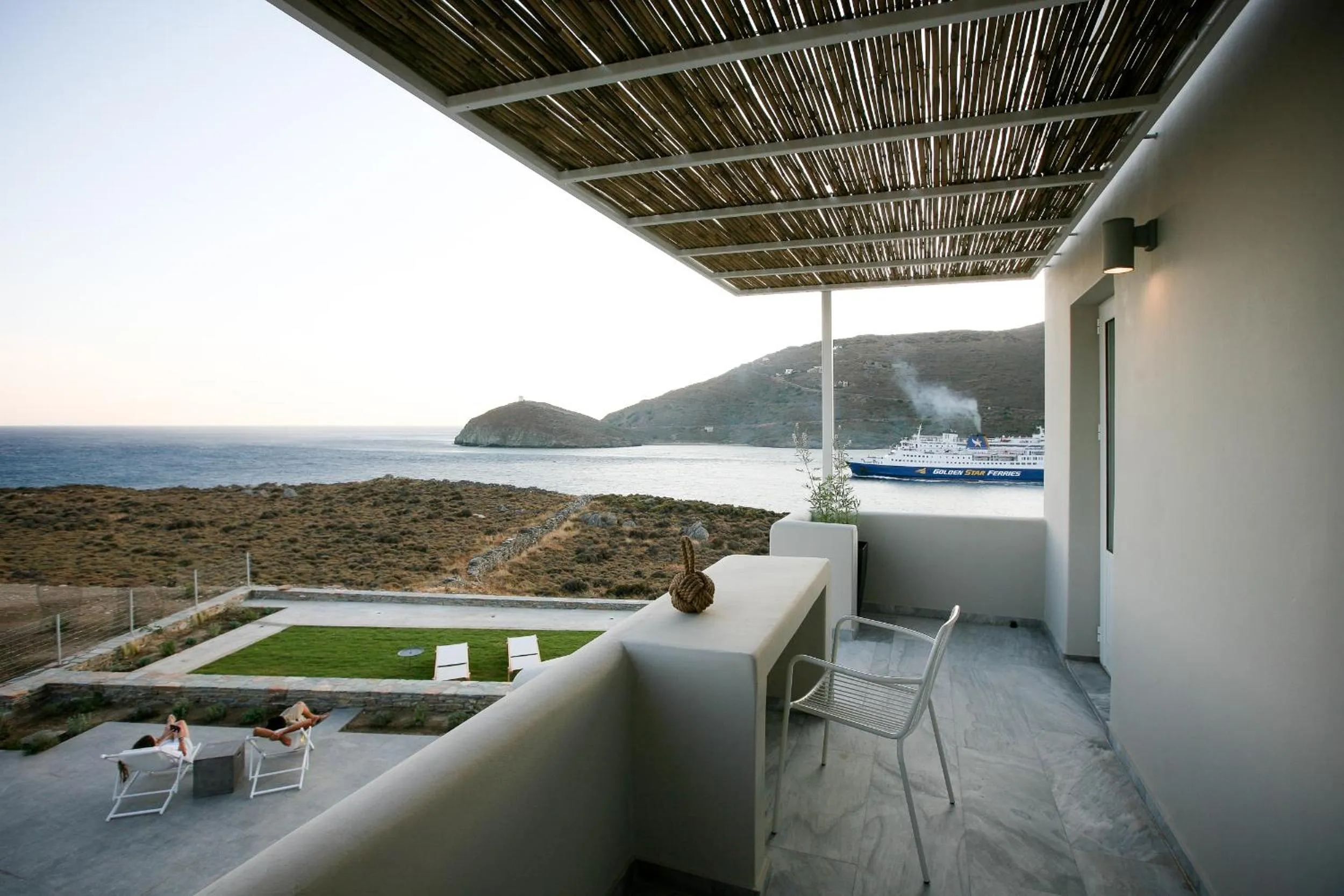 Patio in Pharos Apartments