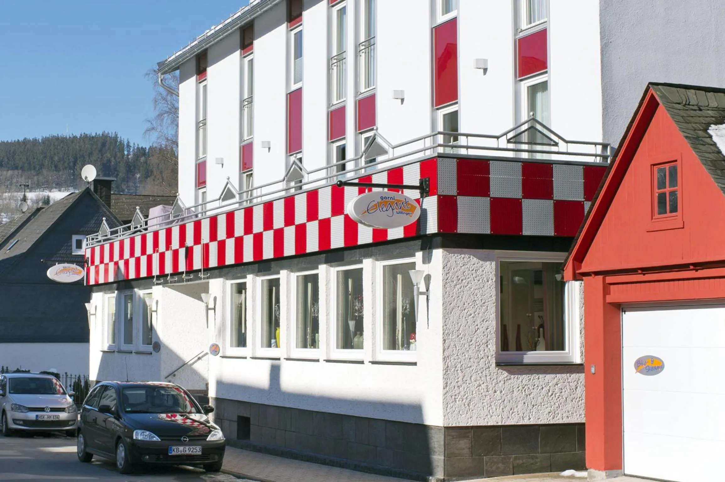 Property building in Hotel Elegant