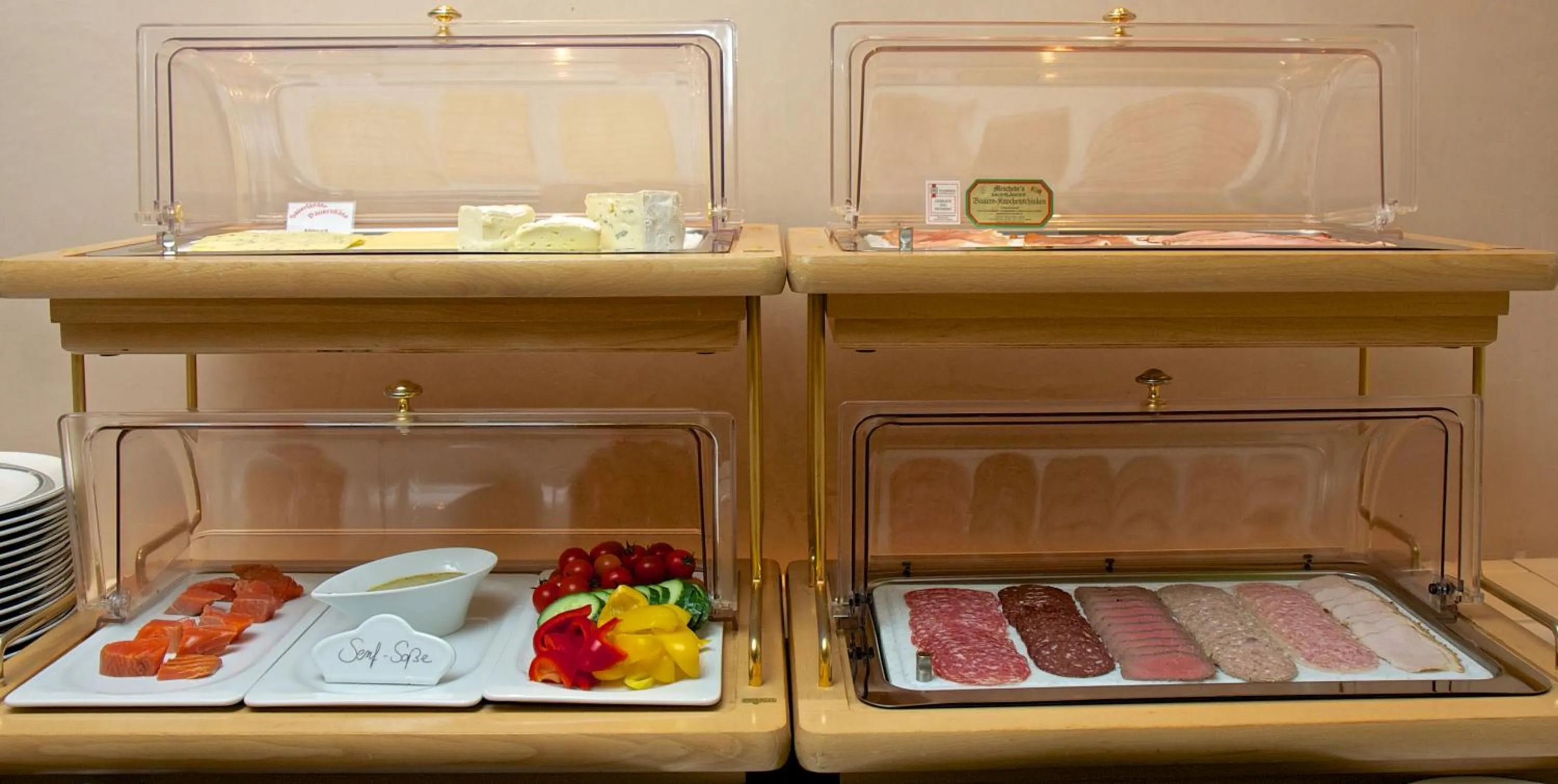 Food in Hotel Menge "An der Schlacht"