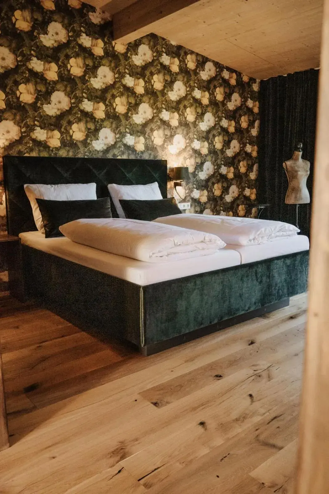 Deluxe Double Room with Bath - single occupancy in Landhaus Engel Deluxe Double Room with Bath - single occupancy in Landhaus Engel