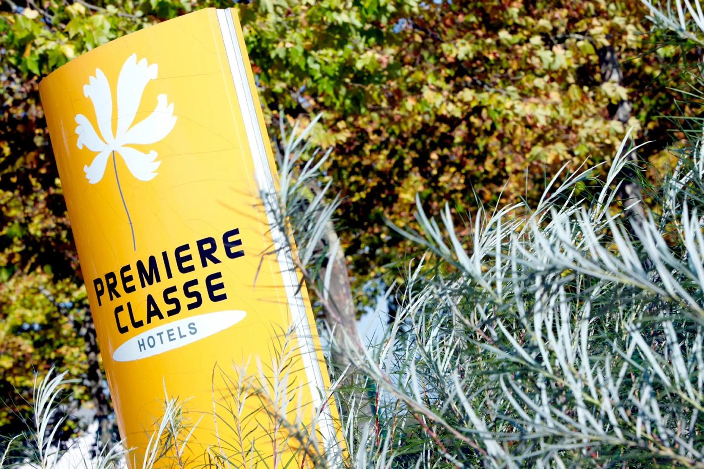 Logo/Certificate/Sign in Premiere Classe Dunkerque Saint Pol Sur Mer