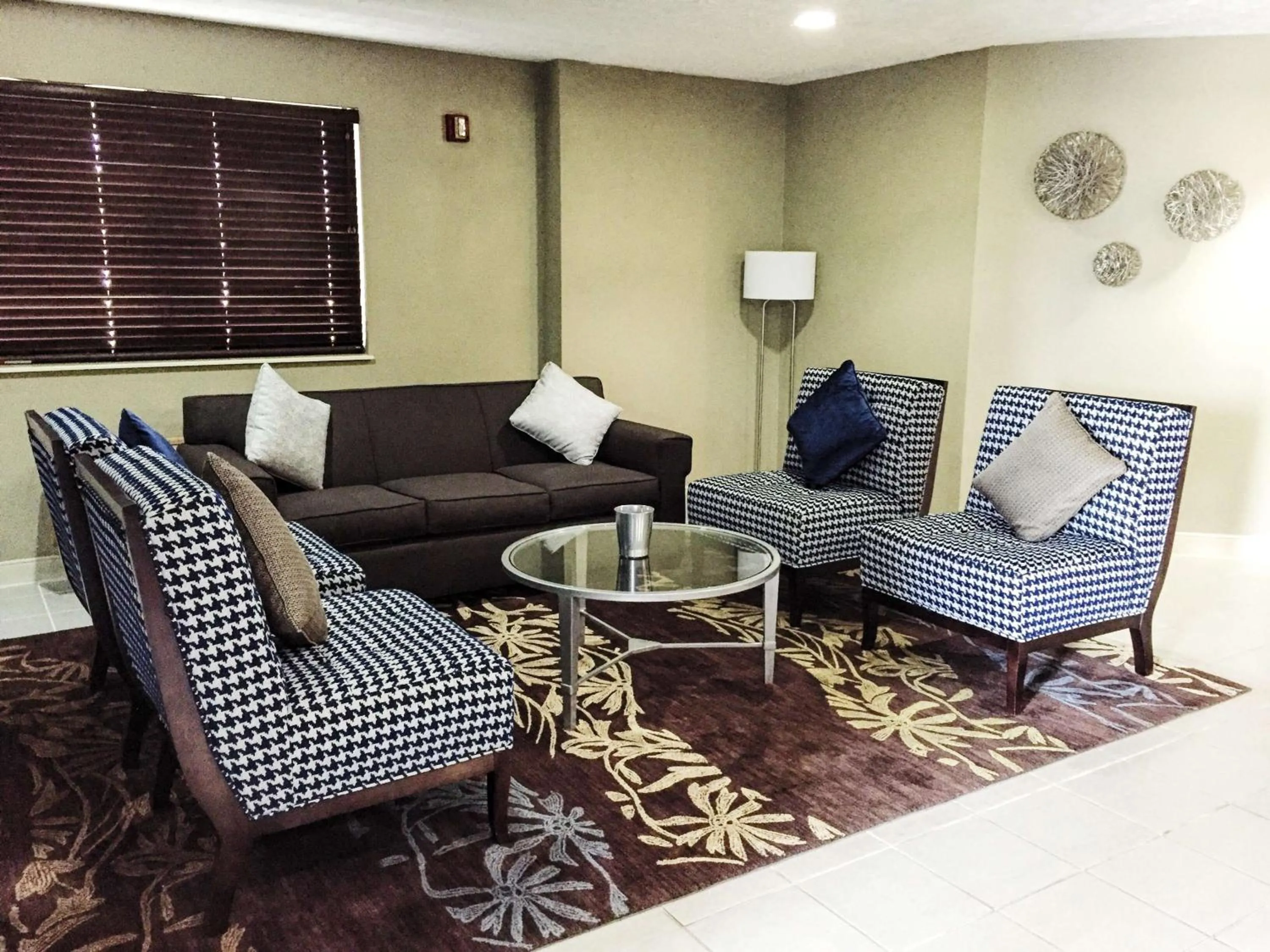 Lobby or reception in Best Western Executive Inn- Mount Gilead