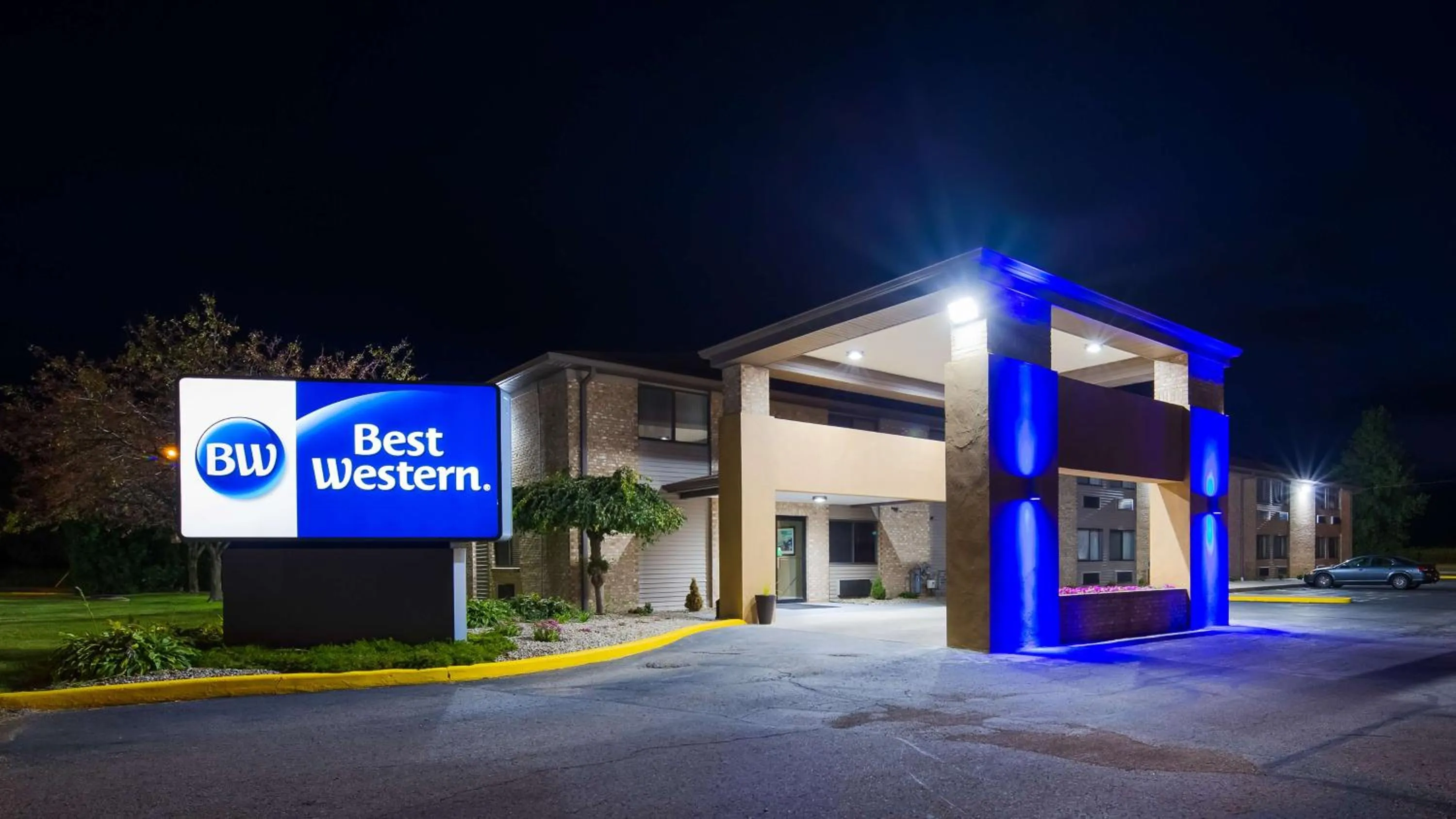 Property building in Best Western Executive Inn- Mount Gilead