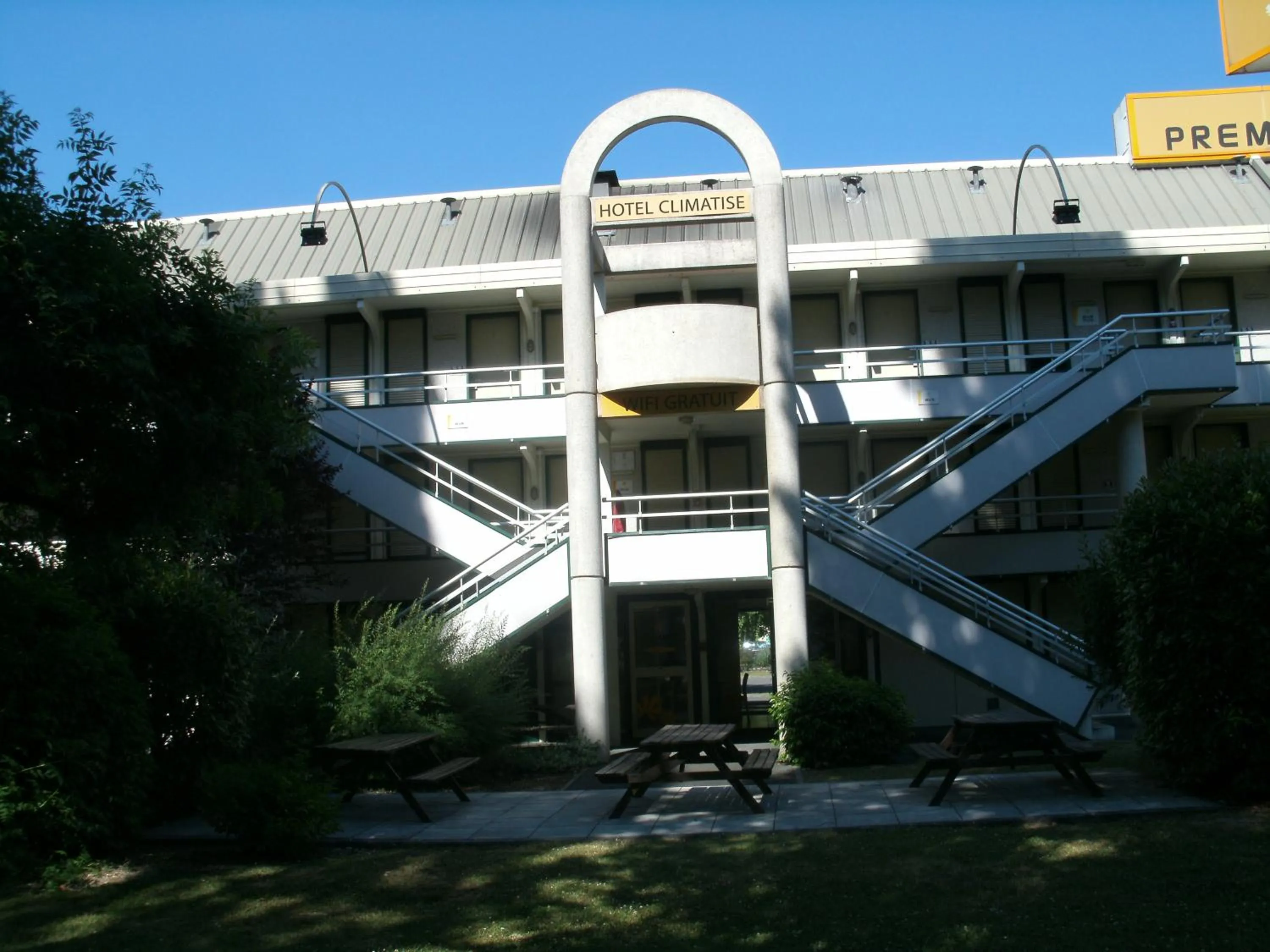 Garden in Premiere Classe Périgueux - Boulazac