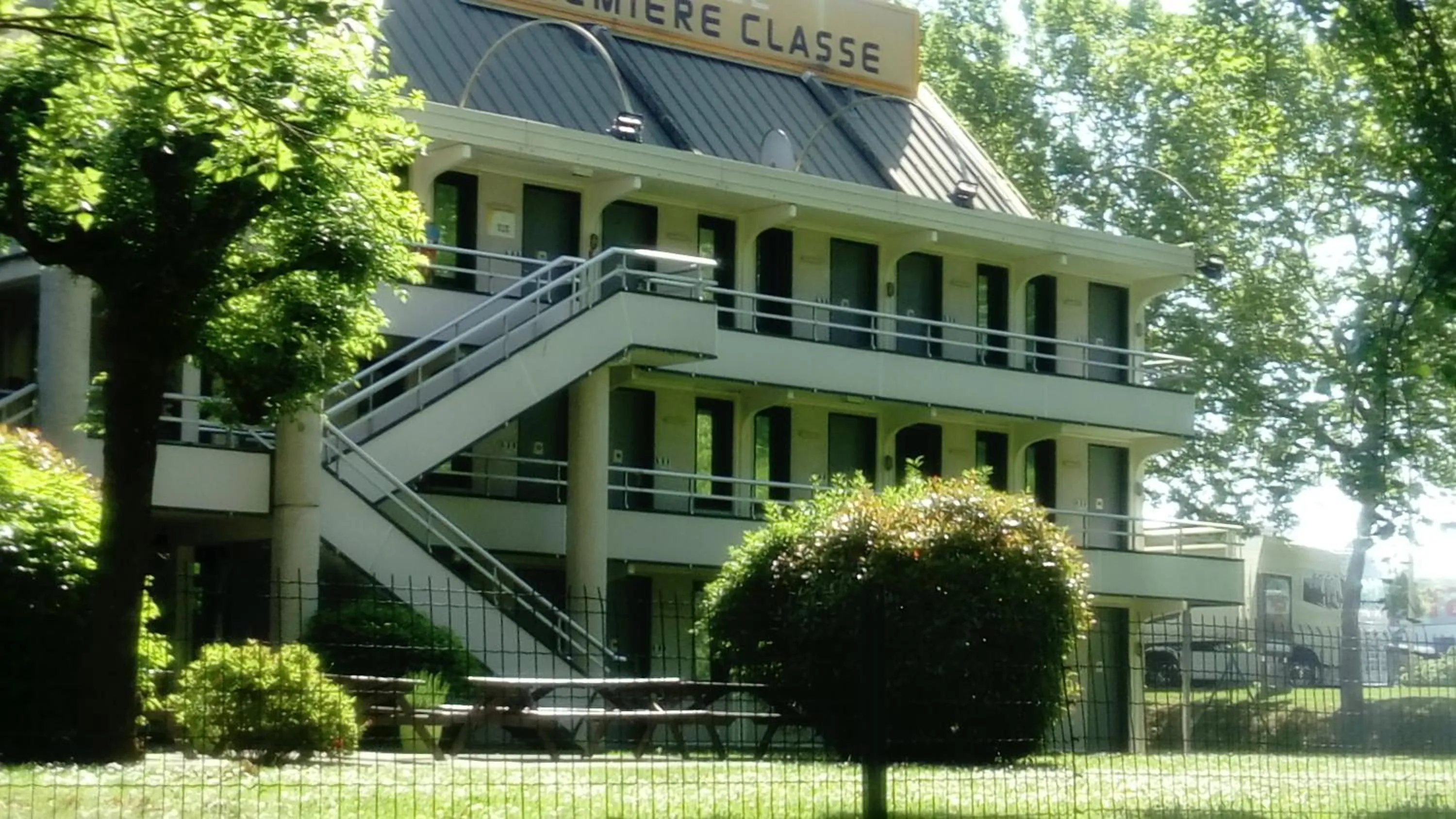 Property building in Premiere Classe Périgueux - Boulazac