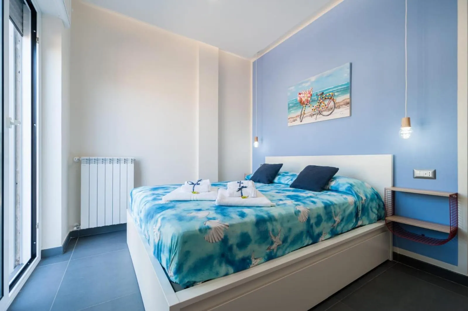 Bed in Attico Oltremare B&B