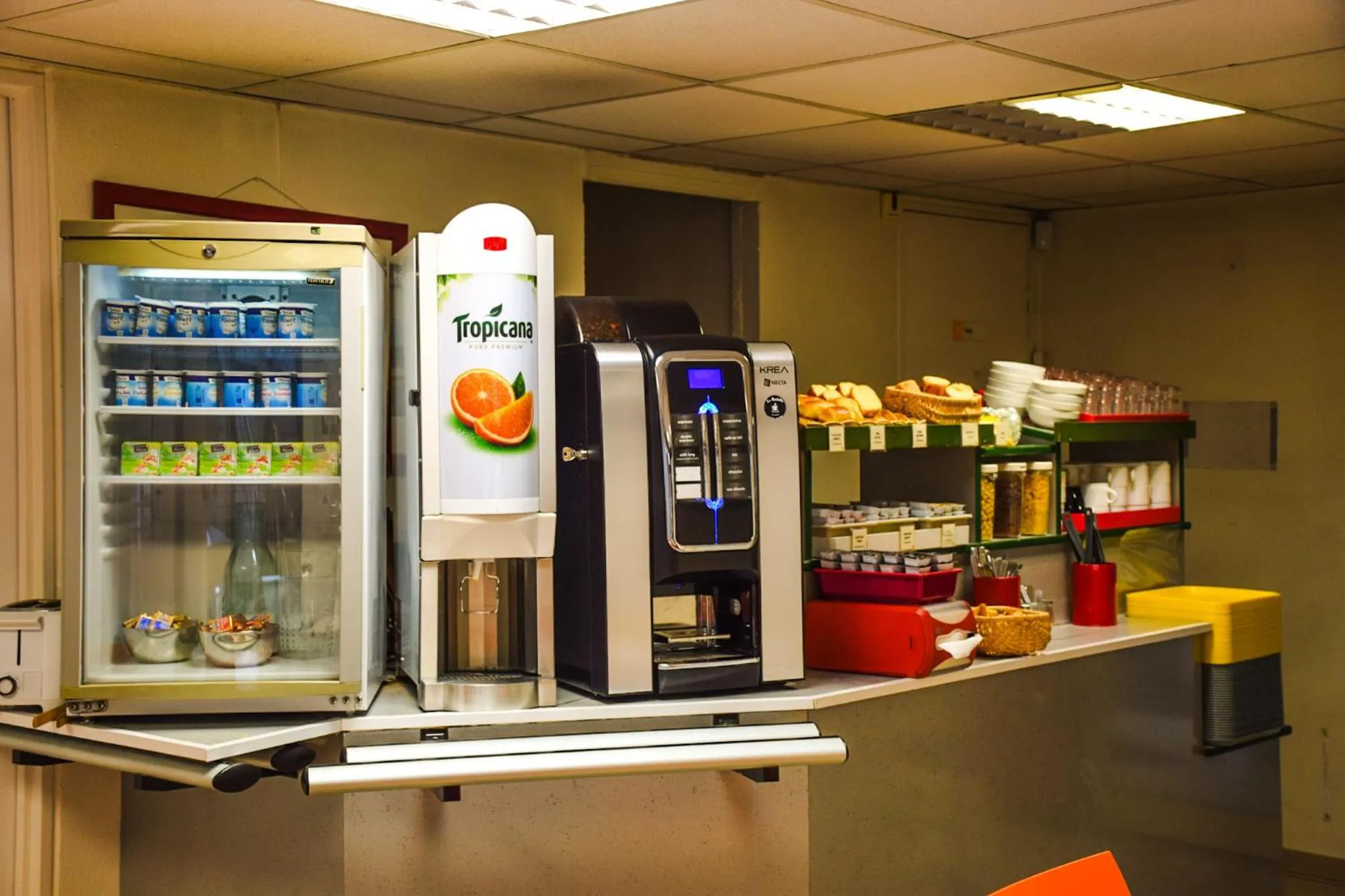 Buffet breakfast in Premiere Classe Rodez