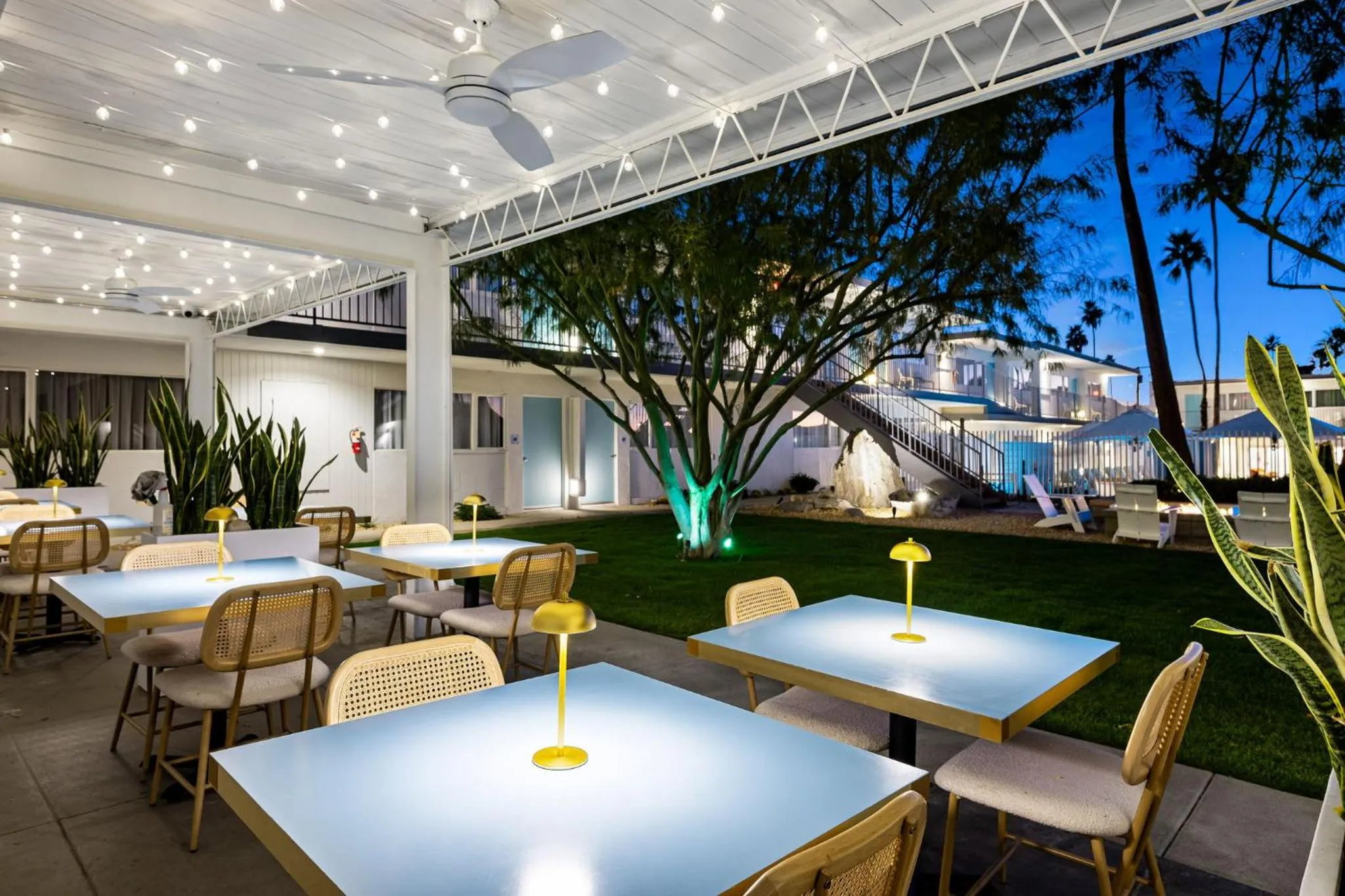 Restaurant/places to eat in The Skylark, a Palm Springs Hotel