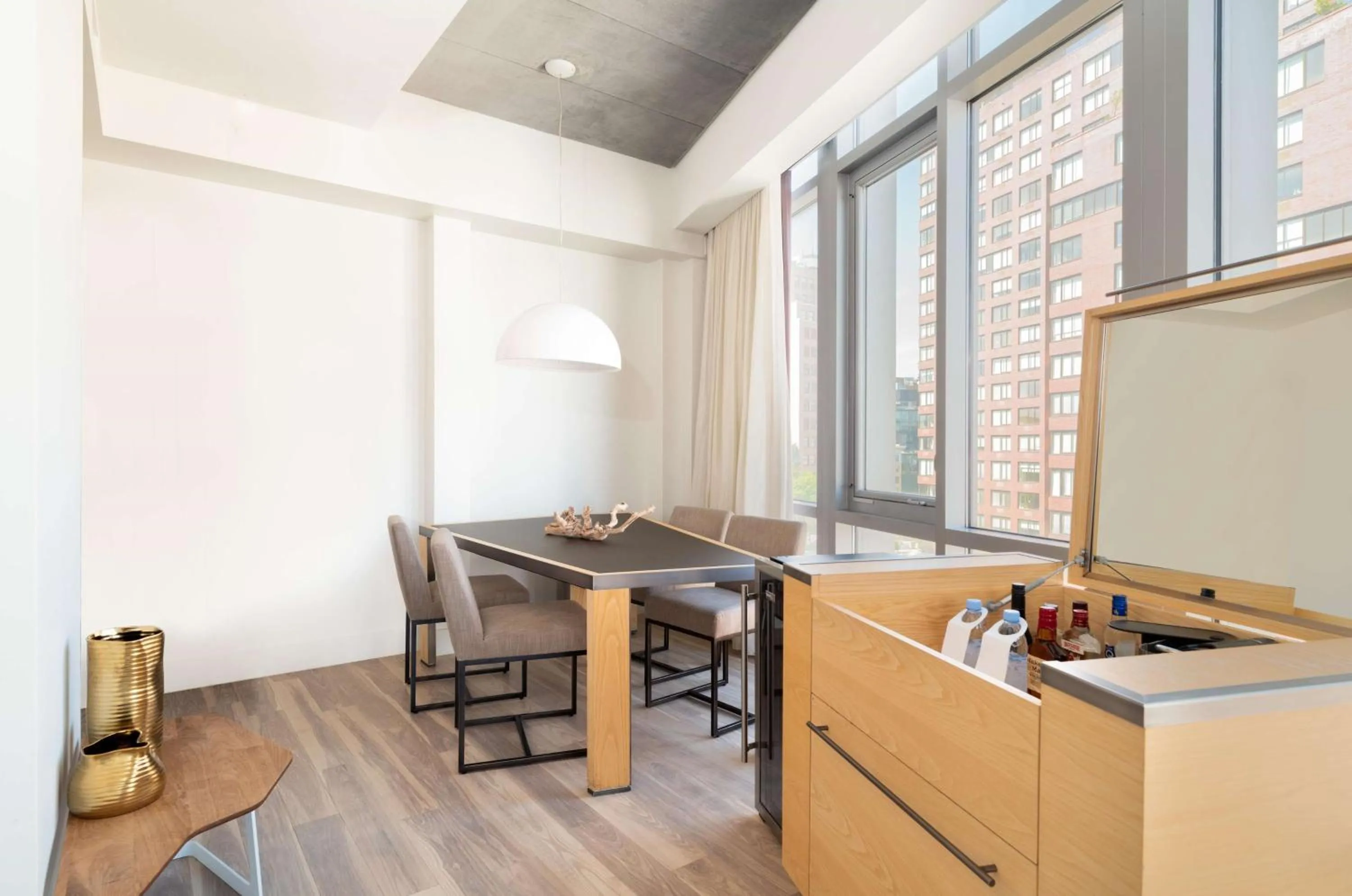 Photo of the whole room in Hyatt Union Square New York