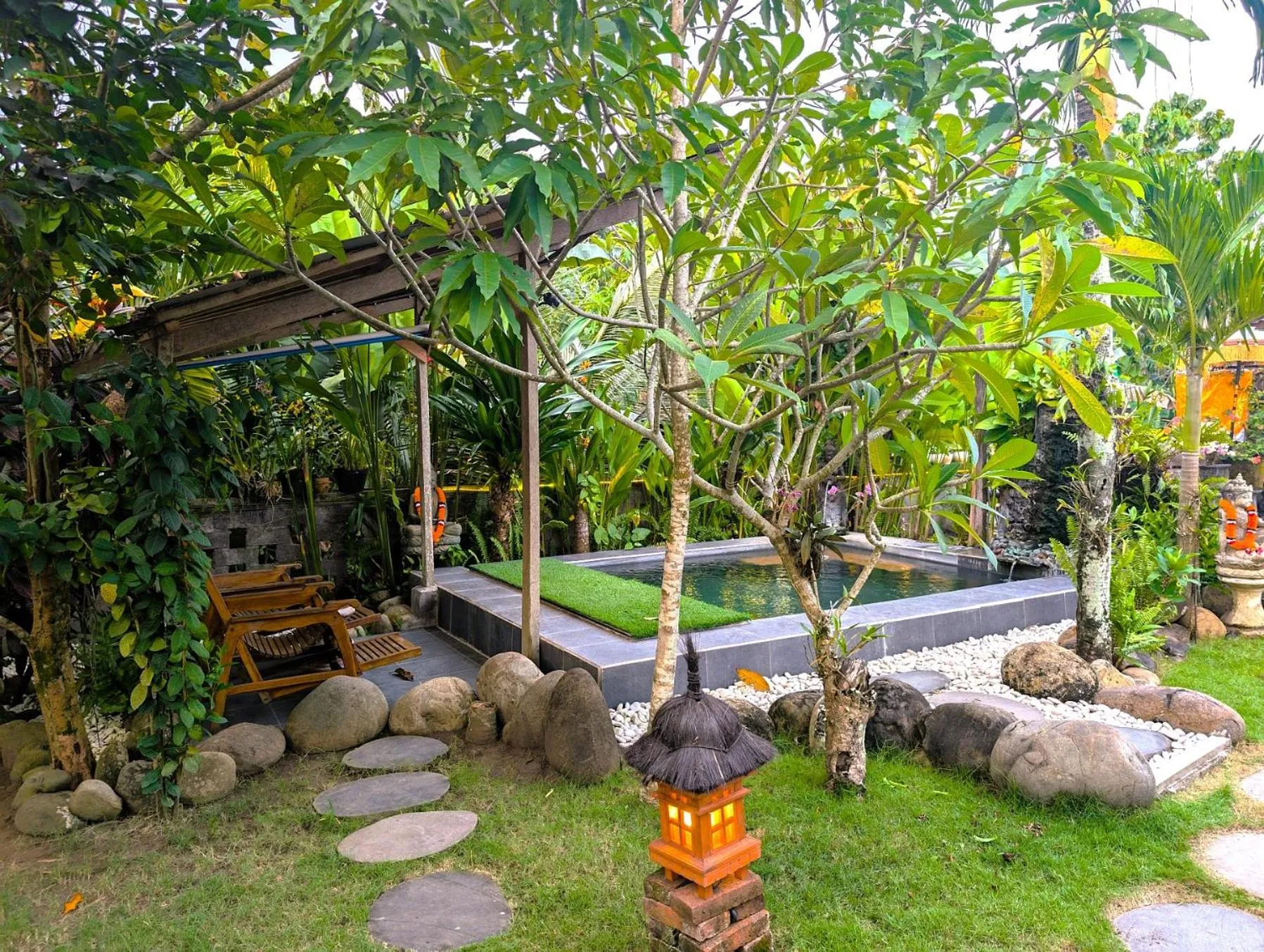 Garden in Ayumar Homestay Medewi